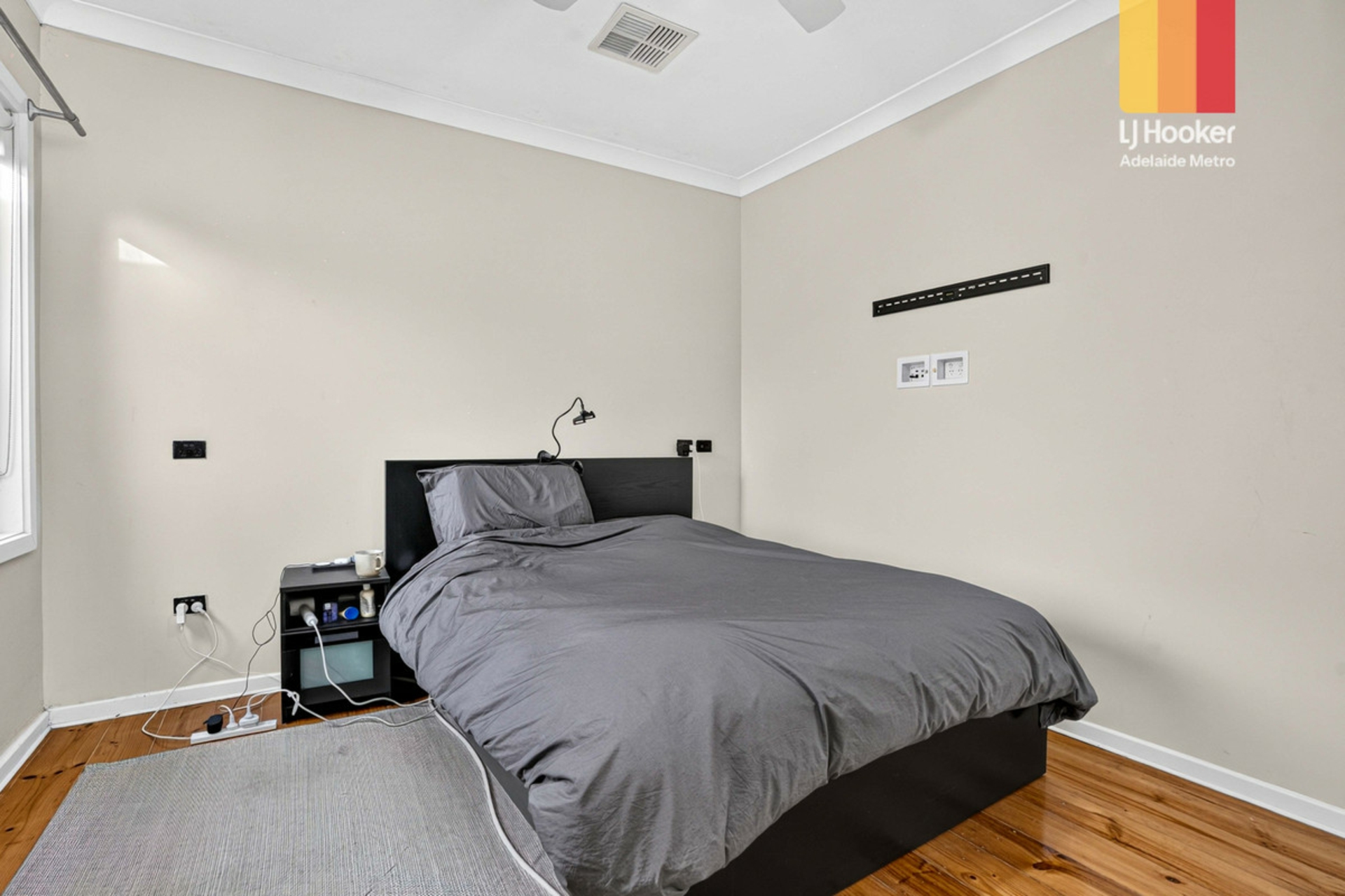 20 Filmer Avenue — photo 6 of 15