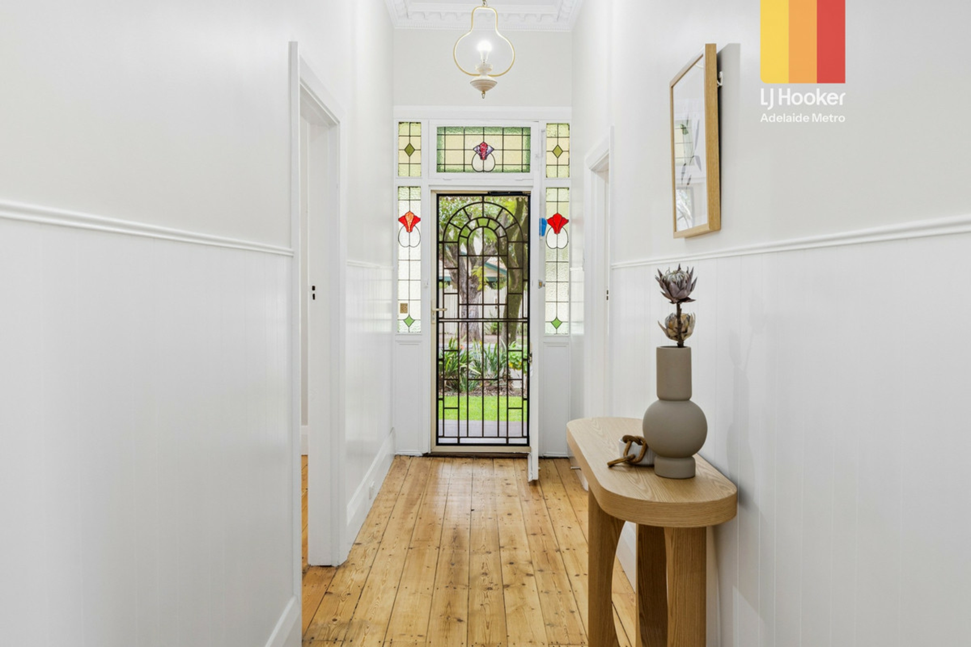 18 Salop Street — photo 3 of 23