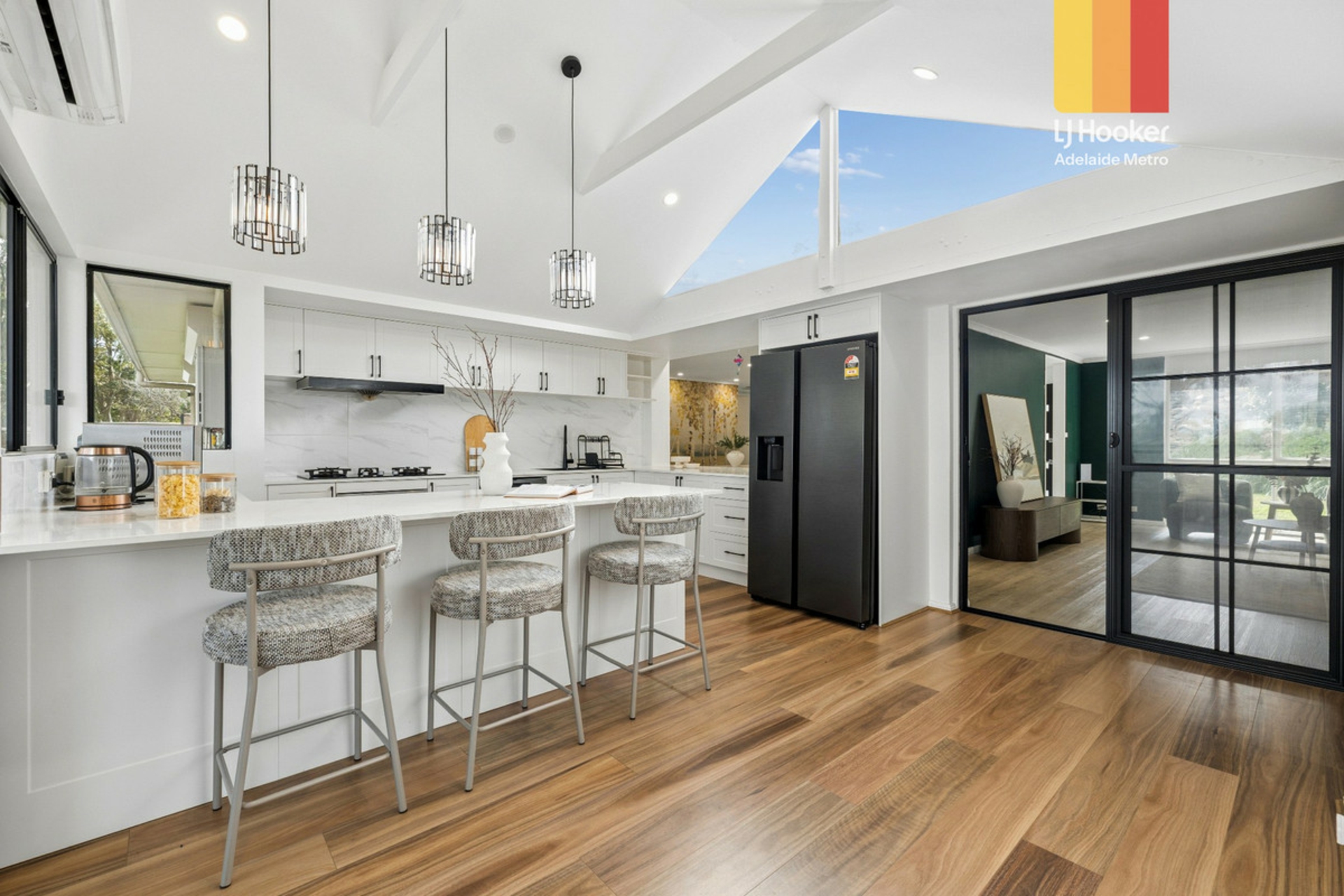 30 Melaleuca Drive — photo 5 of 27