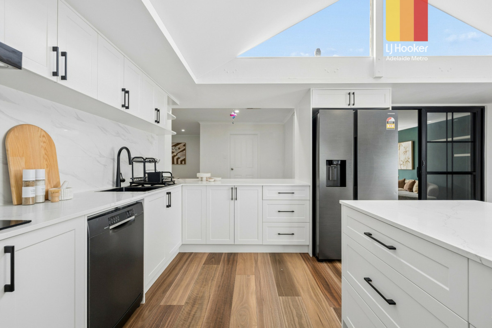 30 Melaleuca Drive — photo 6 of 27