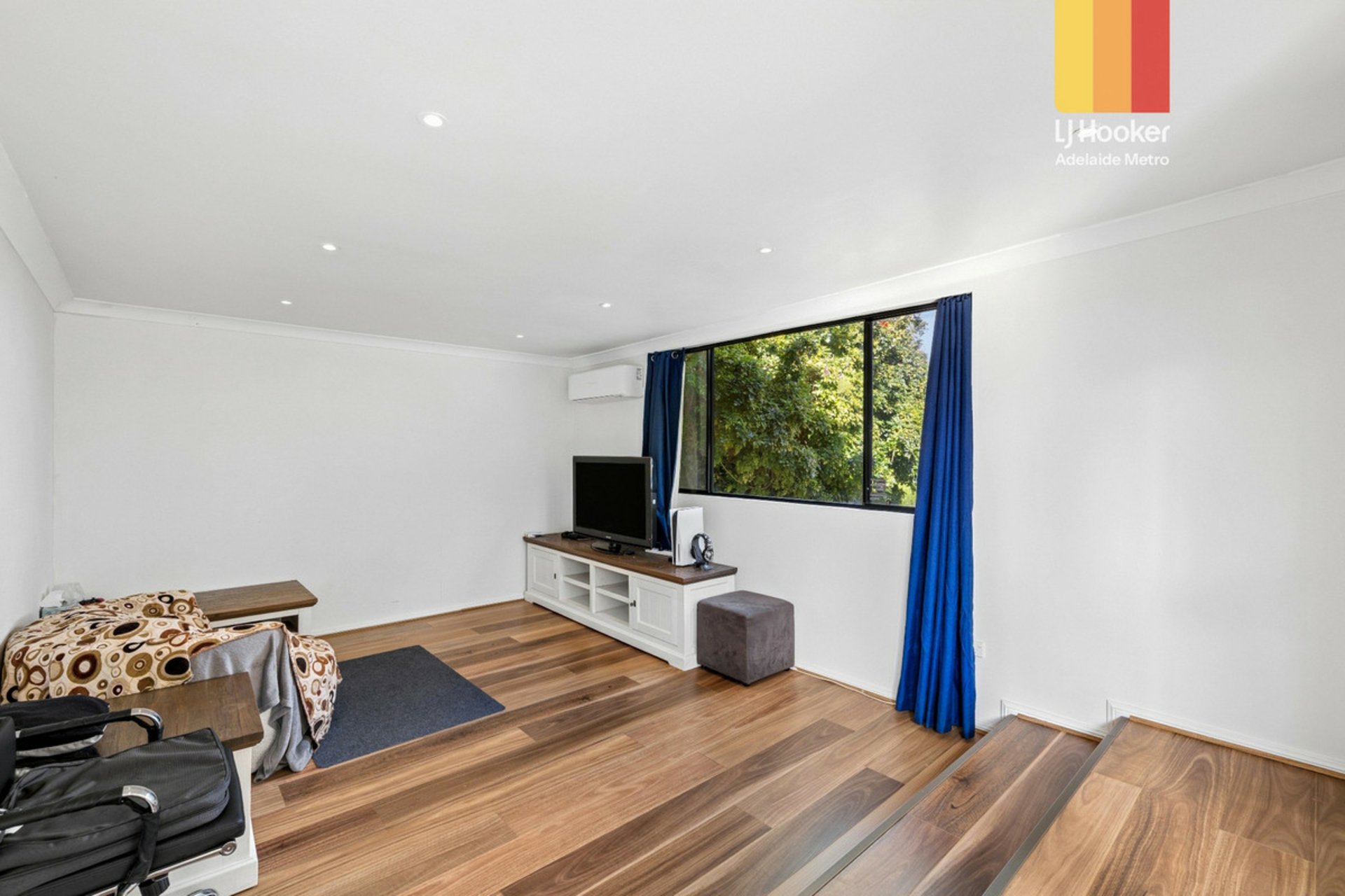 30 Melaleuca Drive — photo 10 of 27