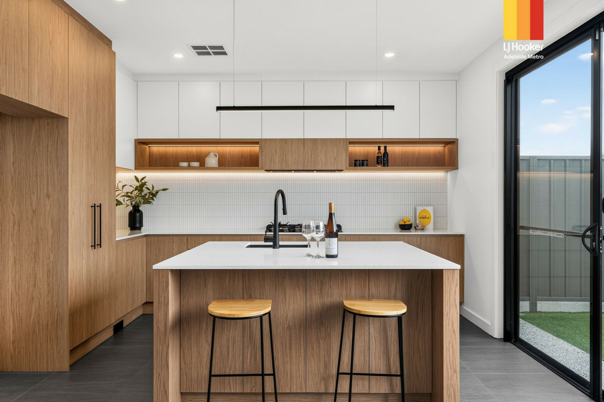 38 Seaton Terrace — photo 12 of 24