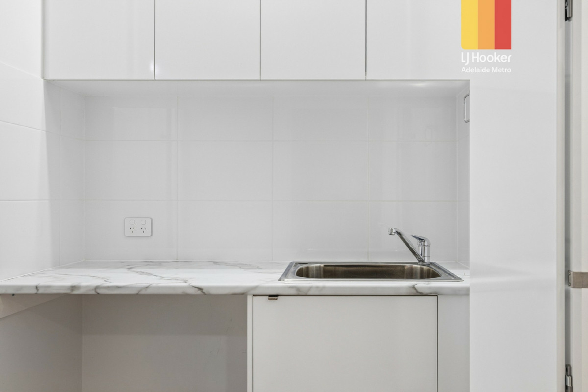 18/9 Arabella Court — photo 18 of 19
