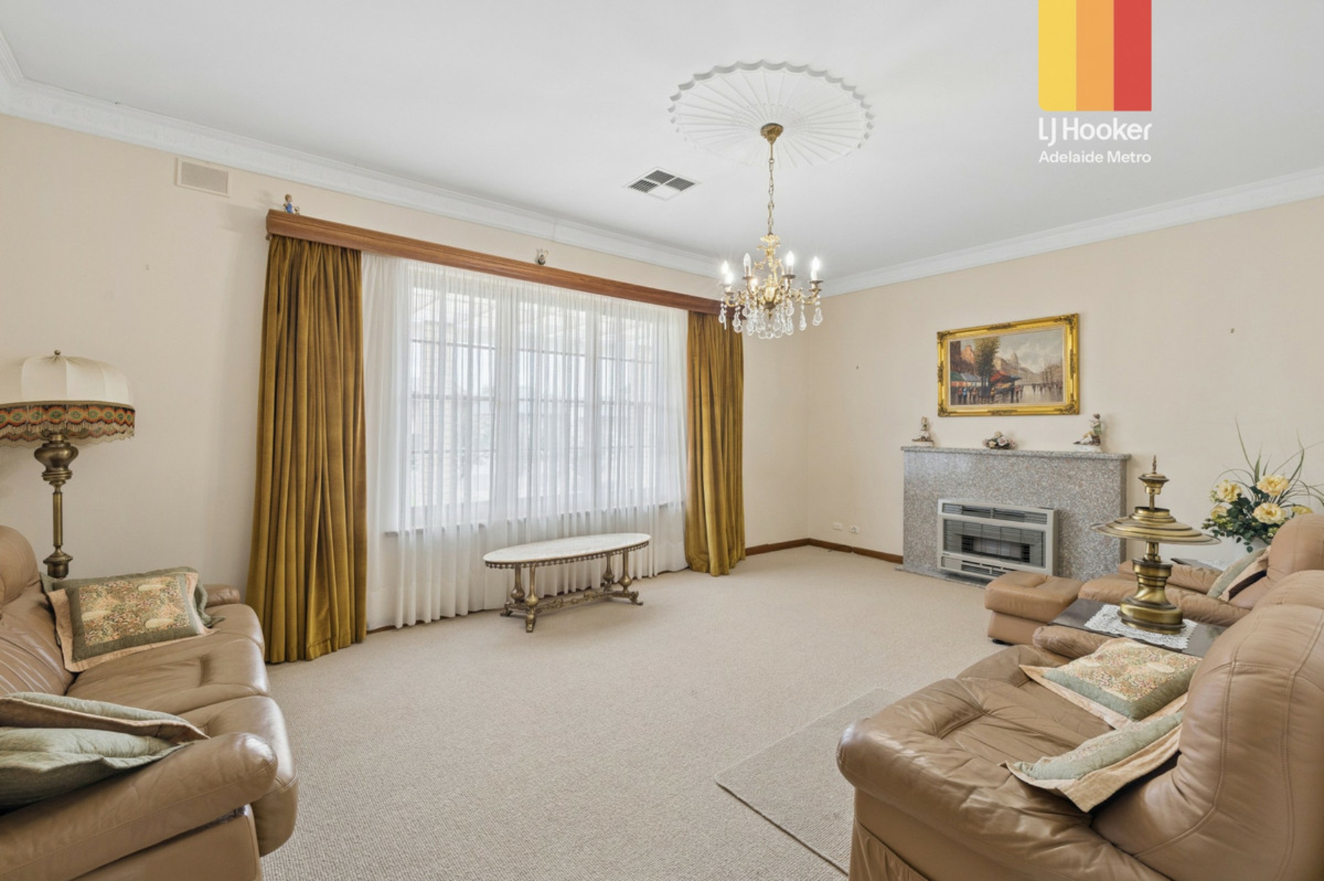 11 Castle Street — photo 7 of 27