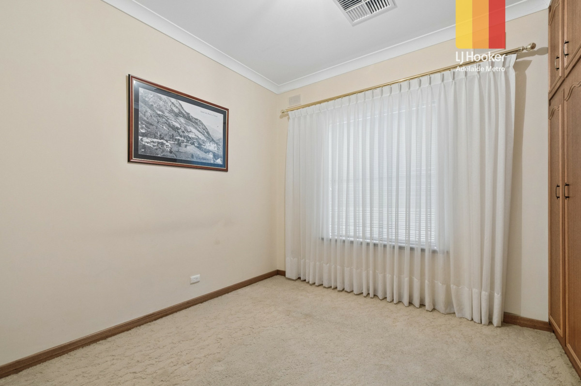 11 Castle Street — photo 18 of 27