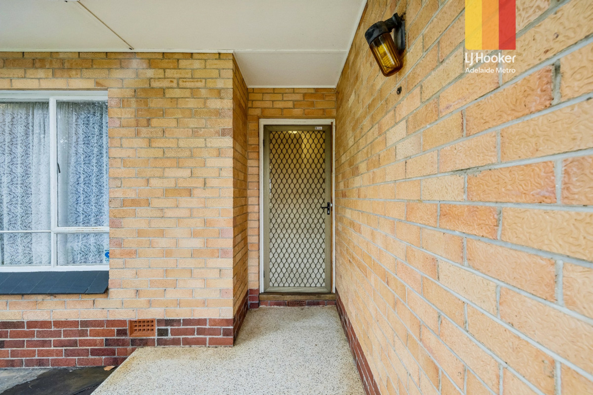 10 Linton Street — photo 4 of 25