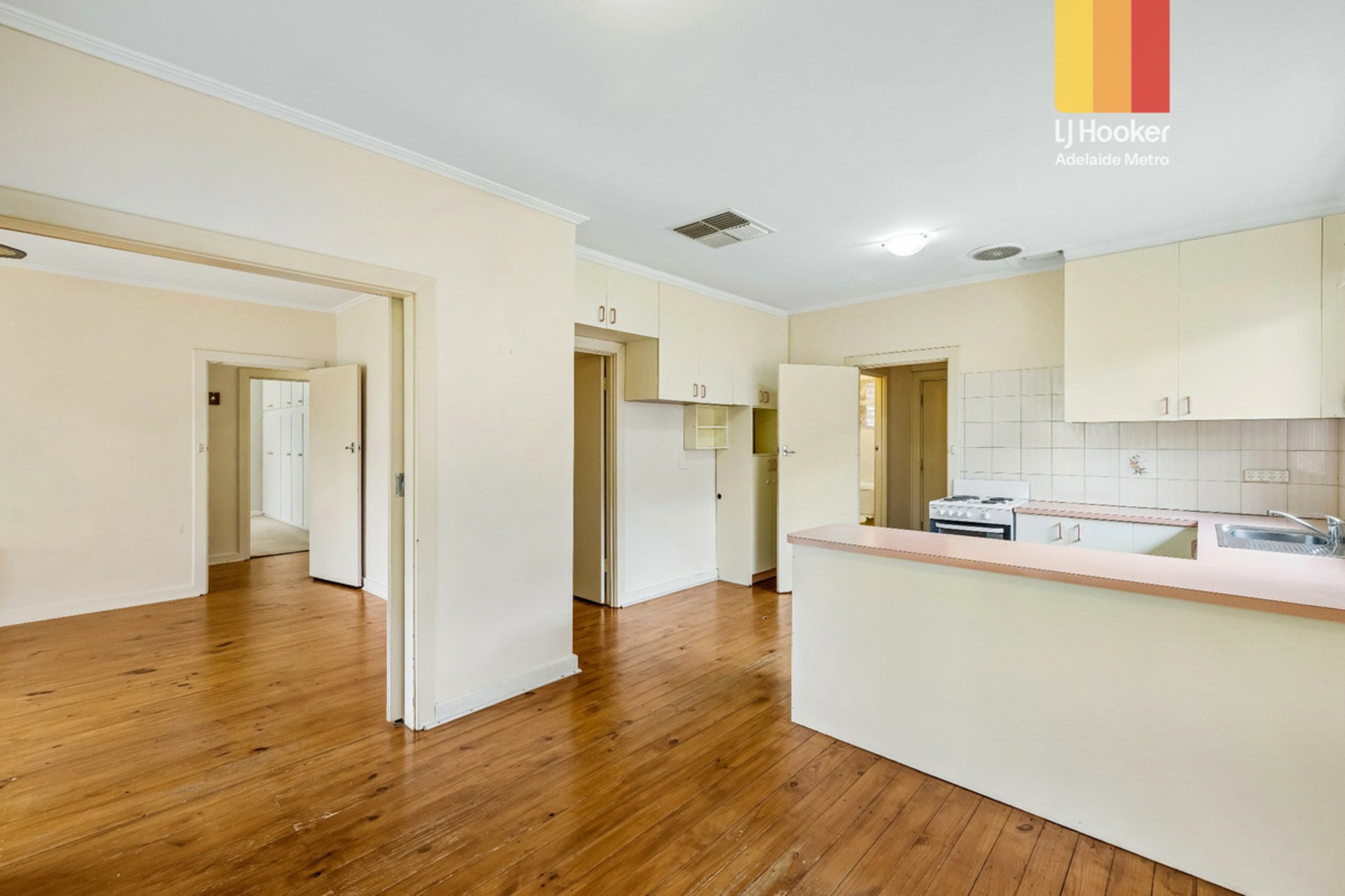 10 Linton Street — photo 7 of 25