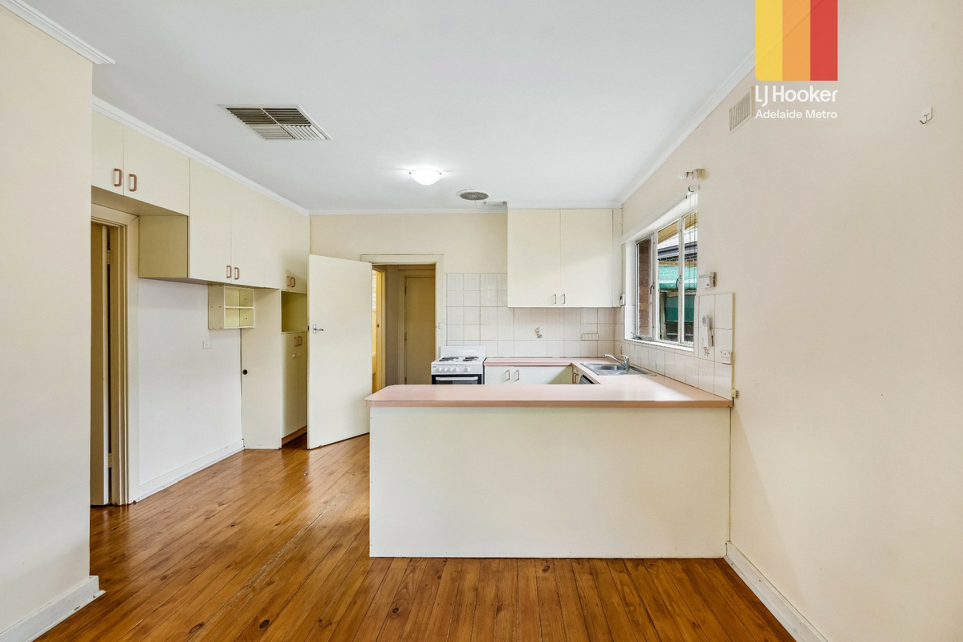 10 Linton Street — photo 8 of 25