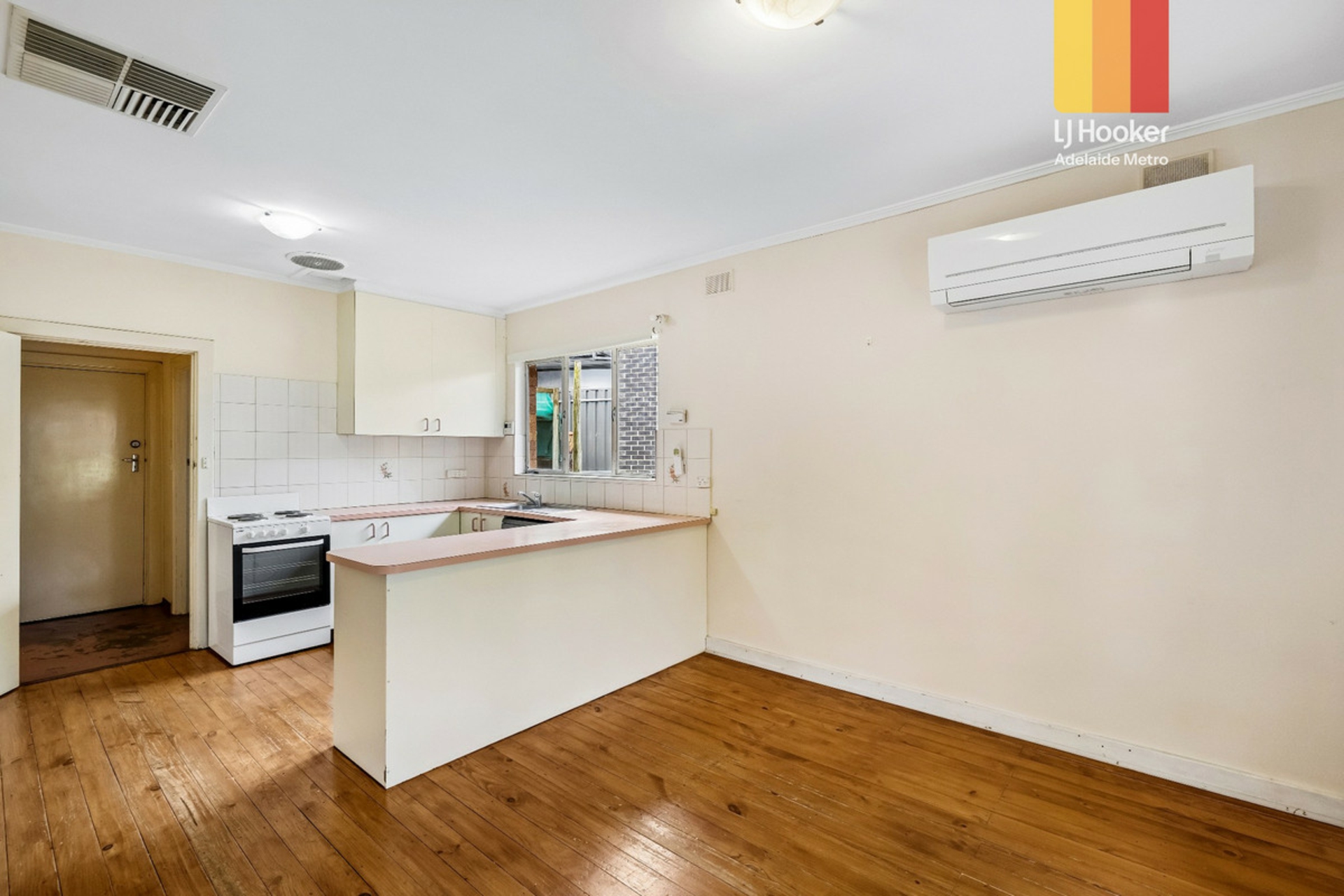 10 Linton Street — photo 9 of 25