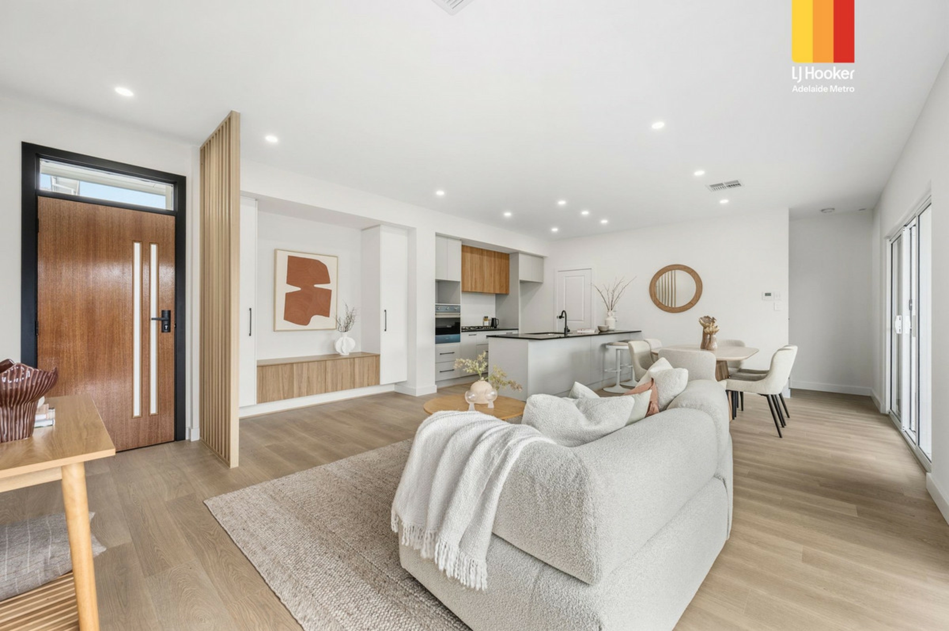 26 & 26B Valetta Road — photo 4 of 19