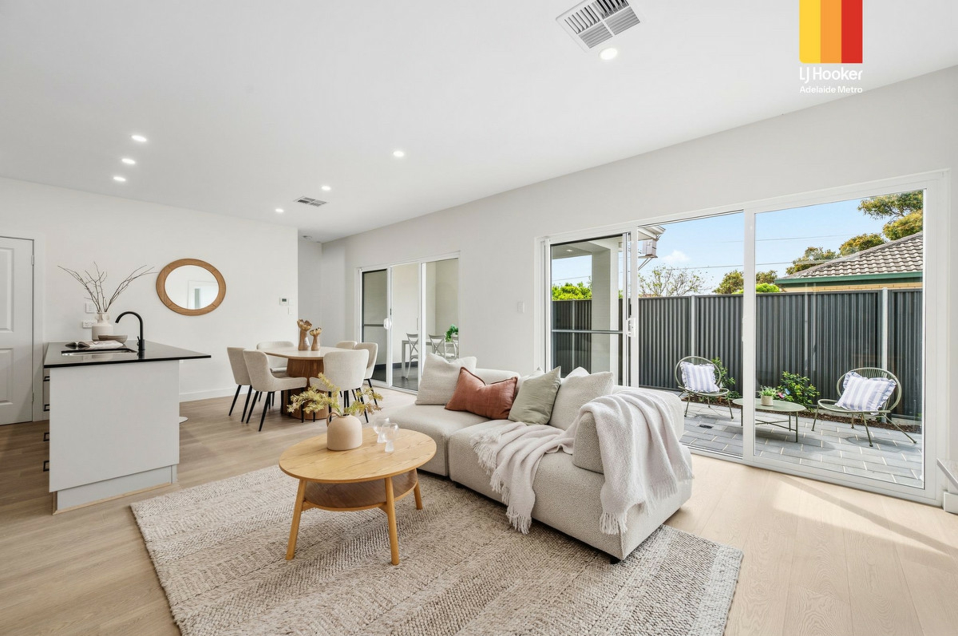 26 & 26B Valetta Road — photo 5 of 19