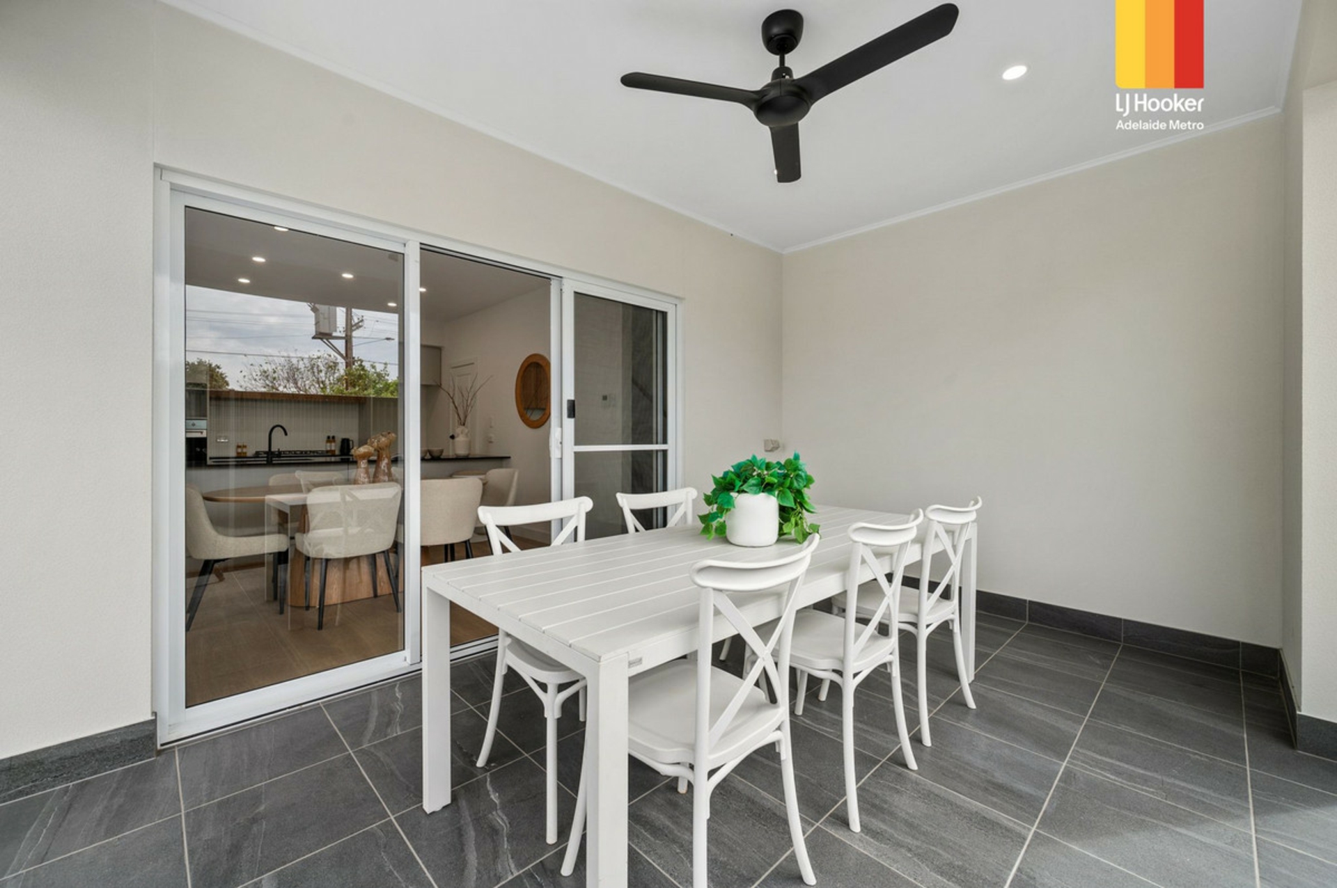 26 & 26B Valetta Road — photo 17 of 19