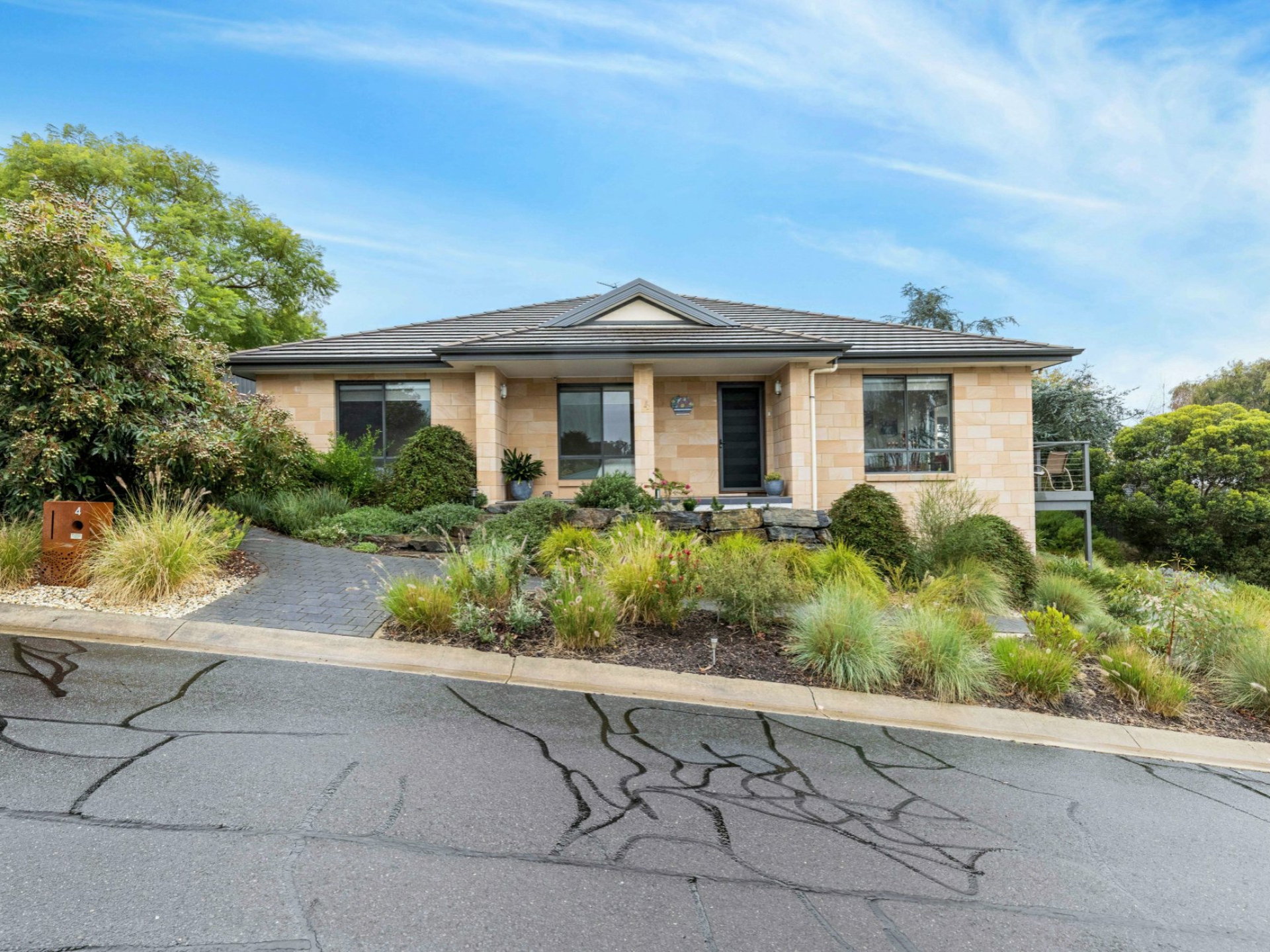 4/9 Hawthorn Road, MOUNT BARKER