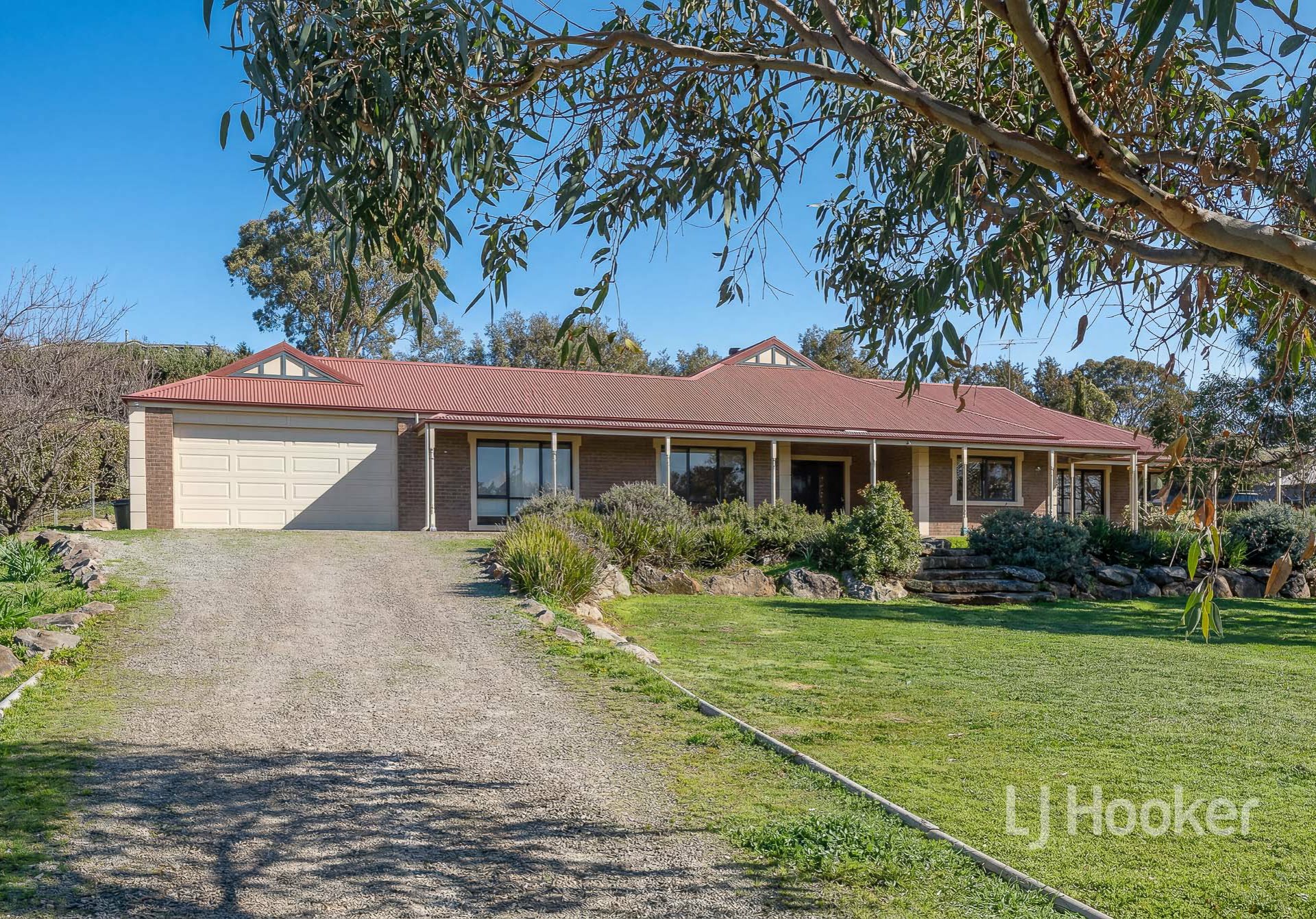 5 Lady Bute Drive — photo from LJ Hooker Mount Barker