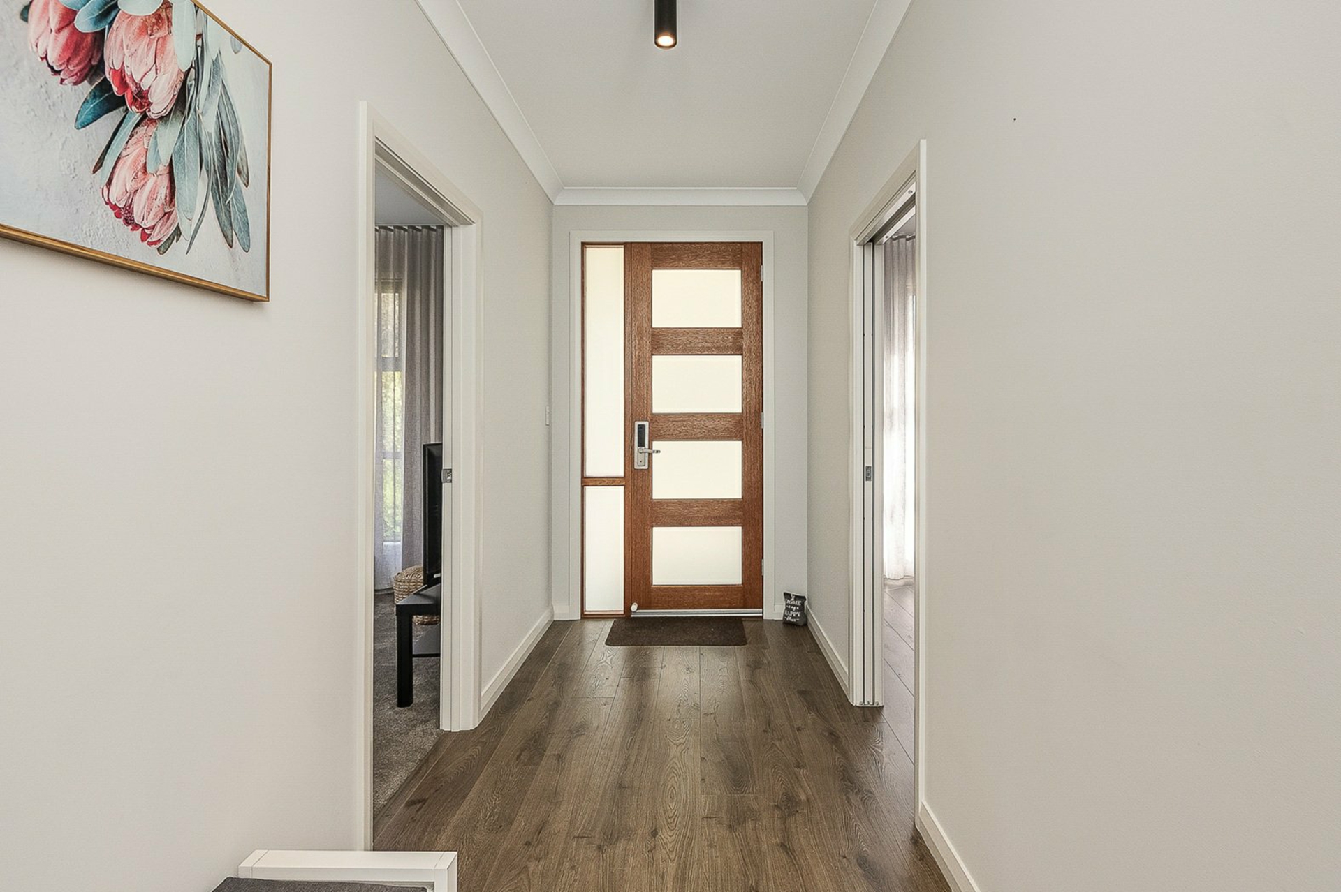 31 Cleland Street — photo 3 of 30