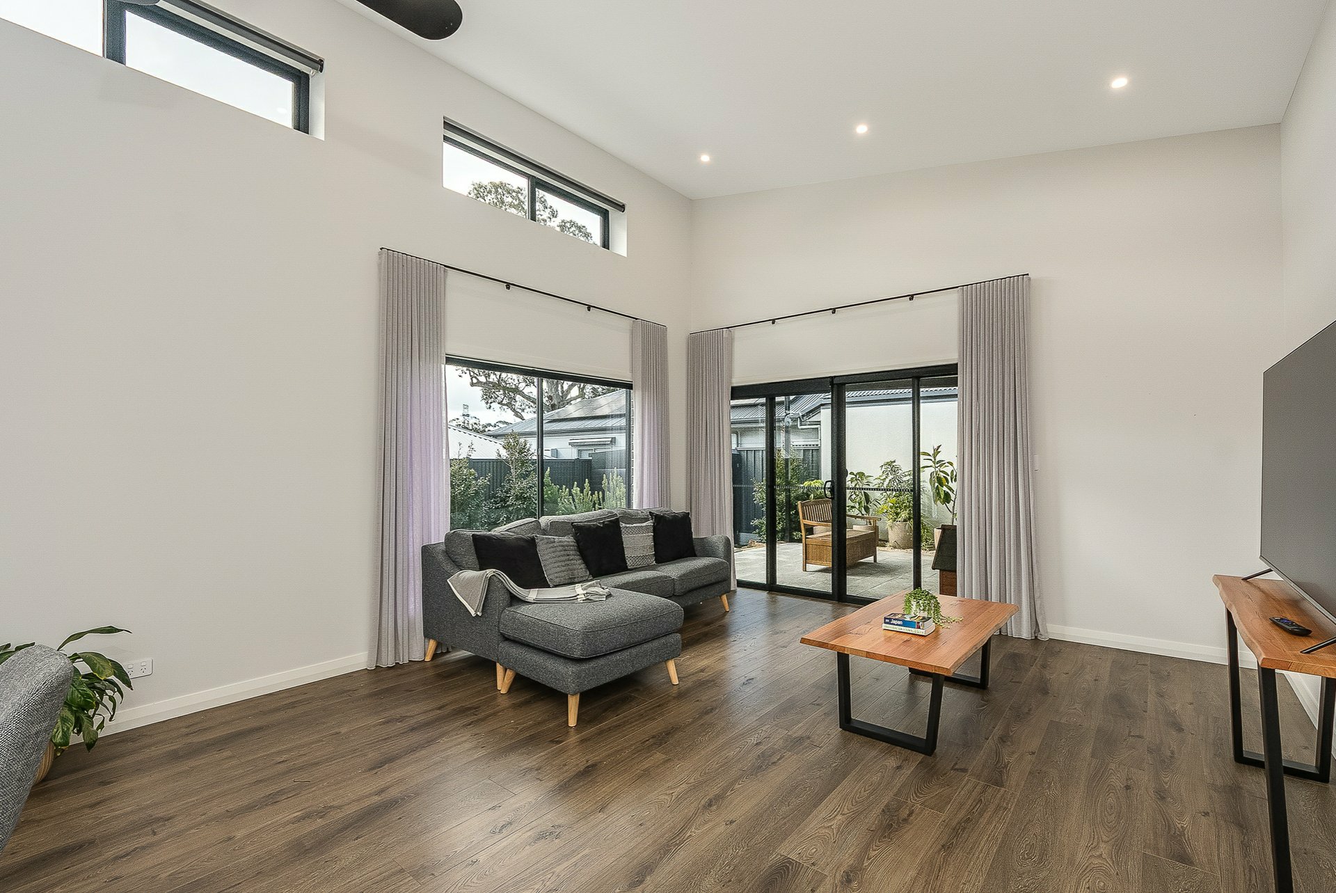 31 Cleland Street — photo 9 of 30