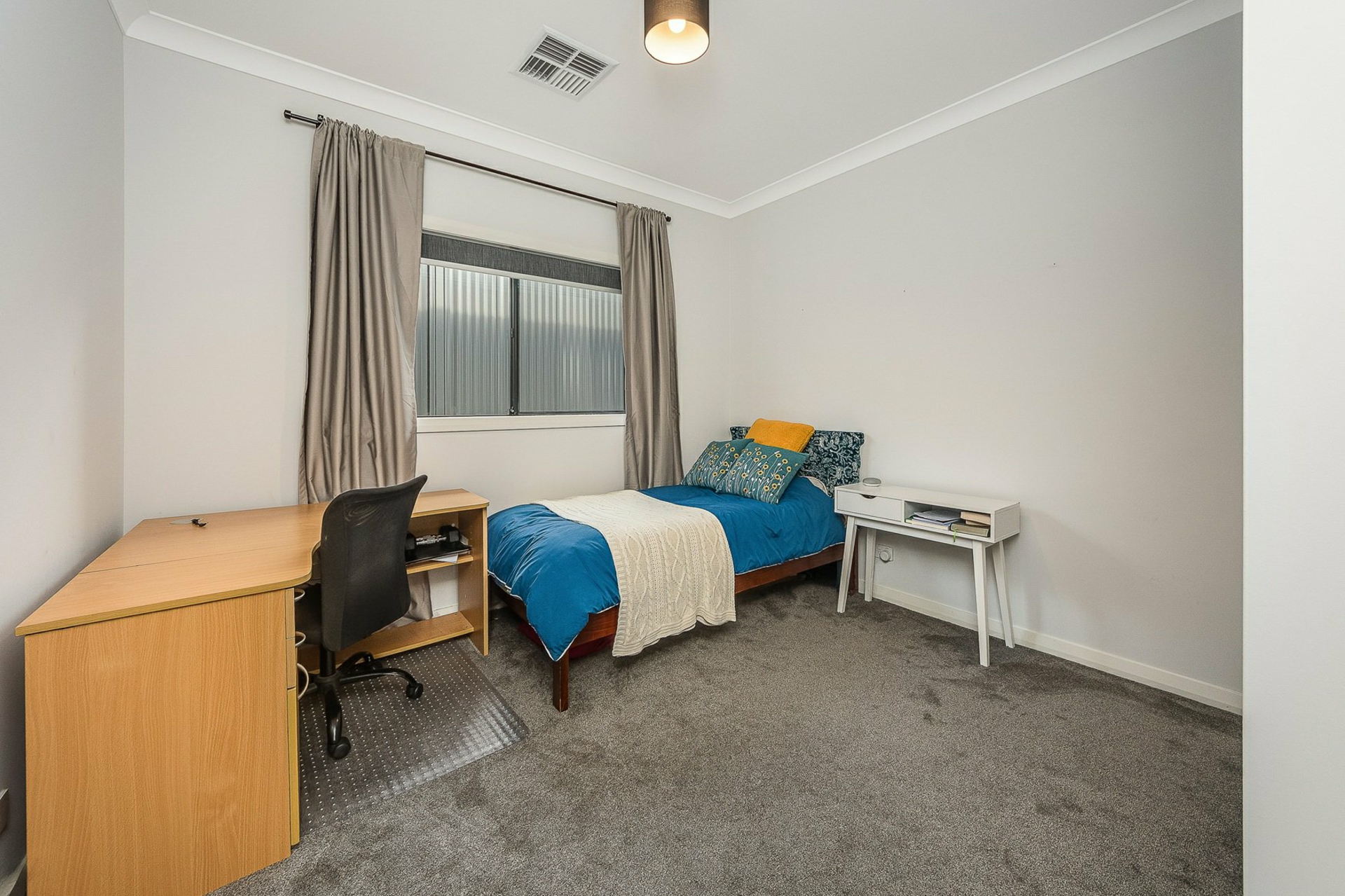 31 Cleland Street — photo 19 of 30
