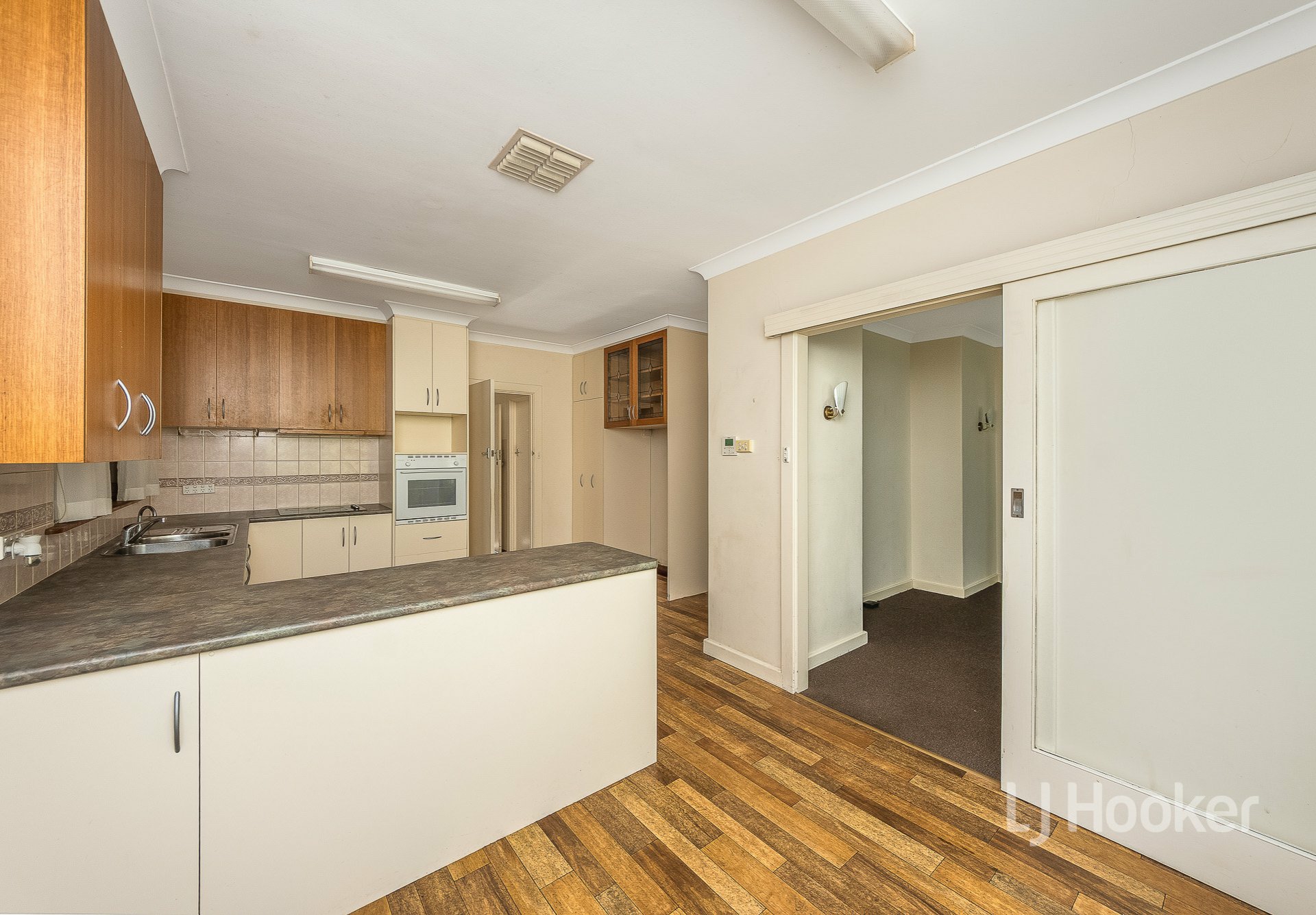 3 Selma Avenue — photo 7 of 20