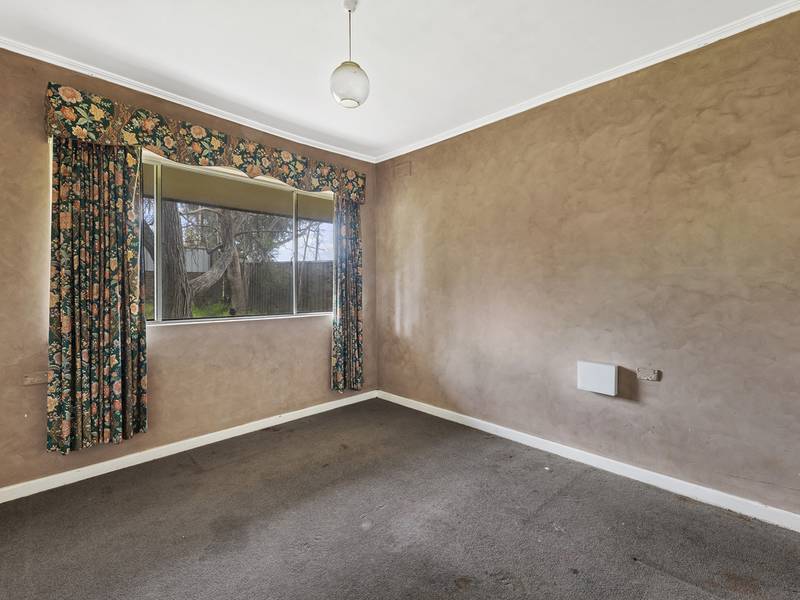 1034 Lower North East Road, HIGHBURY
