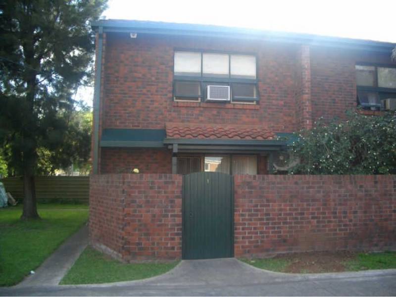 1/2 Cassie Street, COLLINSWOOD