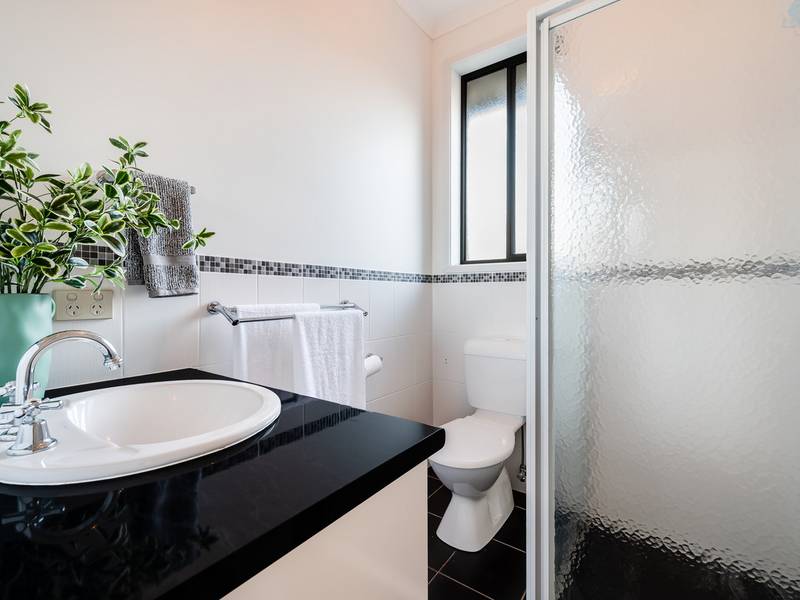 11b Radnor Avenue, ROSTREVOR
