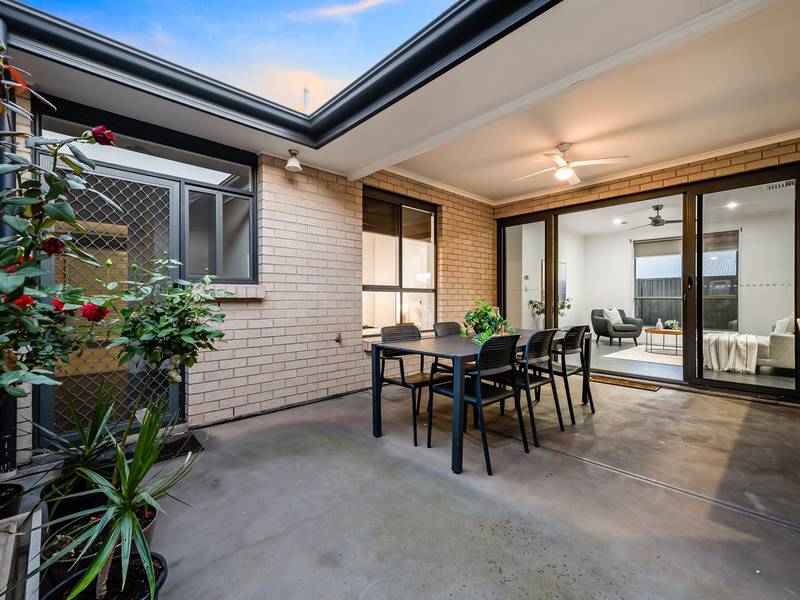 11b Radnor Avenue, ROSTREVOR