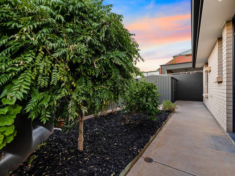 11b Radnor Avenue, ROSTREVOR