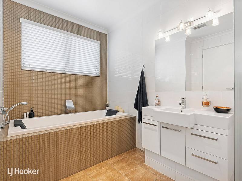 12 Piccadilly Crescent, CAMPBELLTOWN