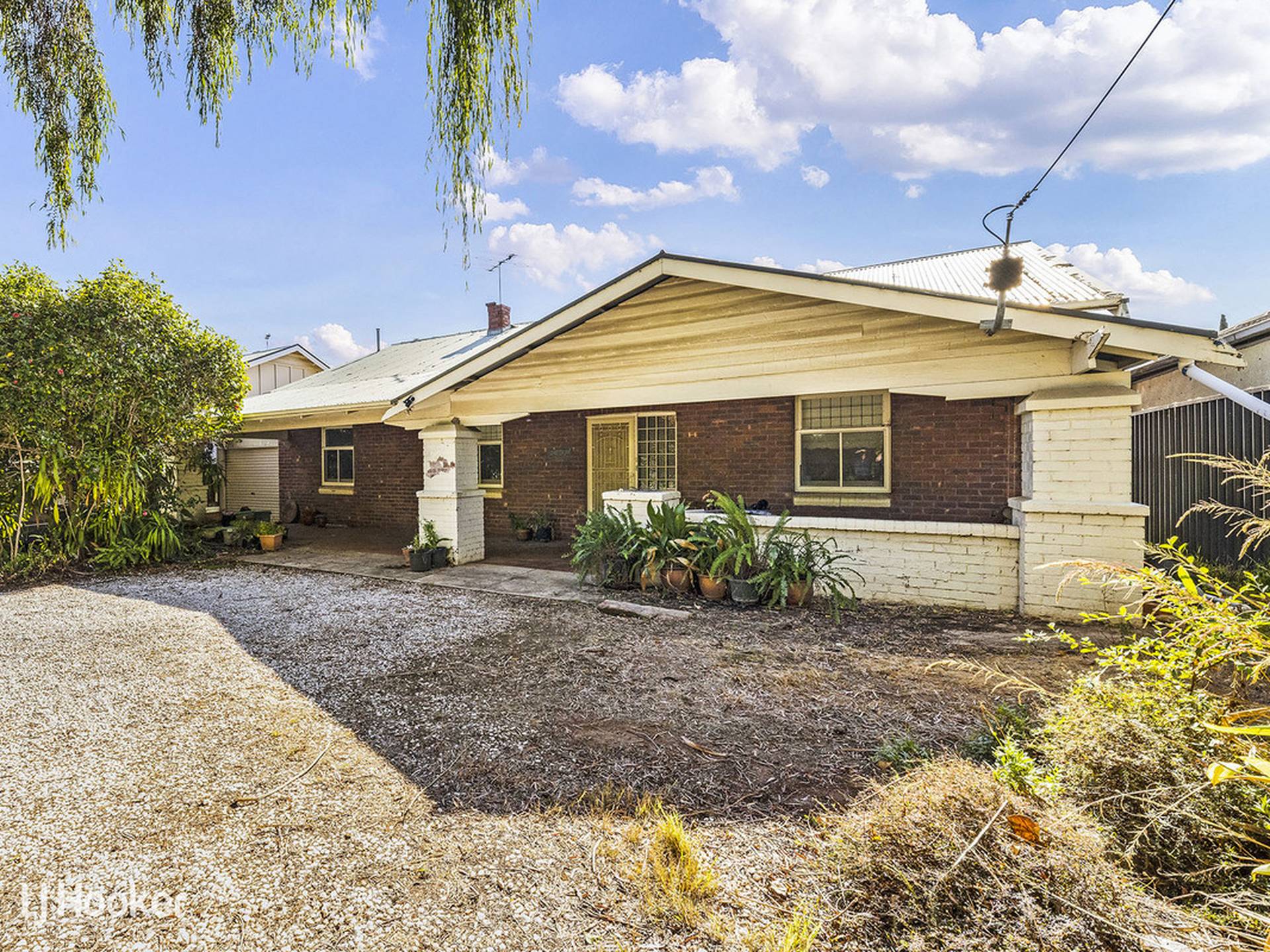 9 Chatsworth Grove, TOORAK GARDENS