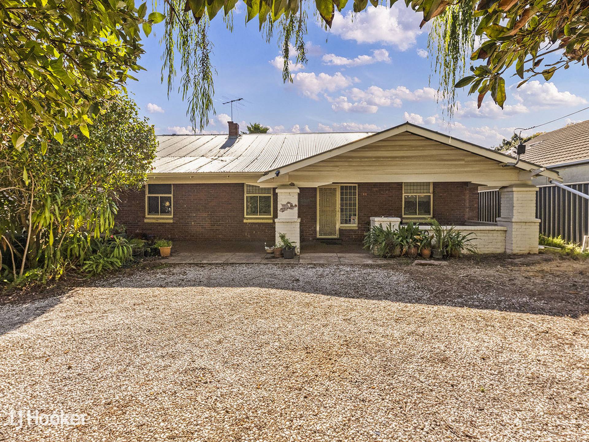 9 Chatsworth Grove, TOORAK GARDENS