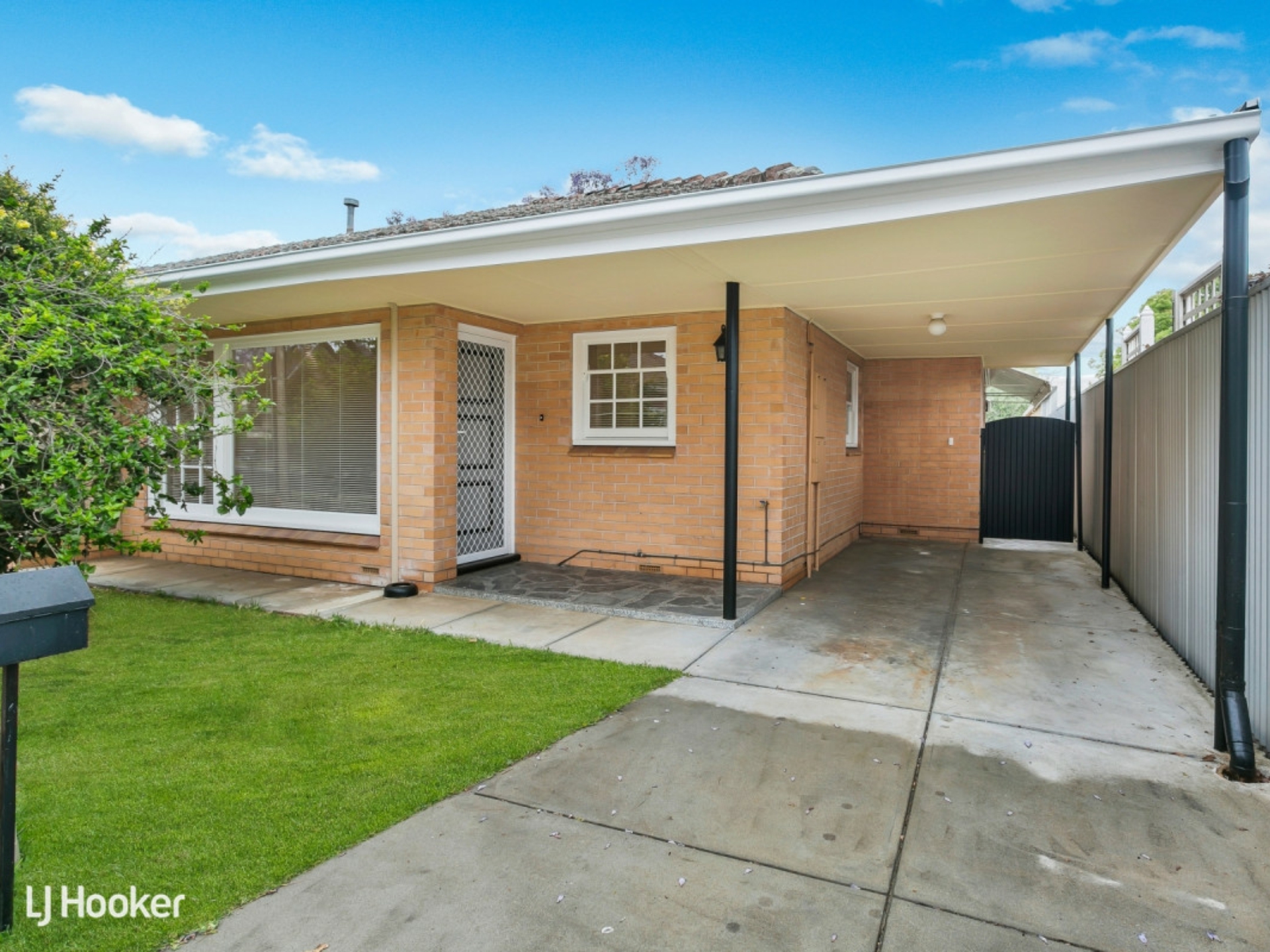 4/27 Burke Street Tusmore SA