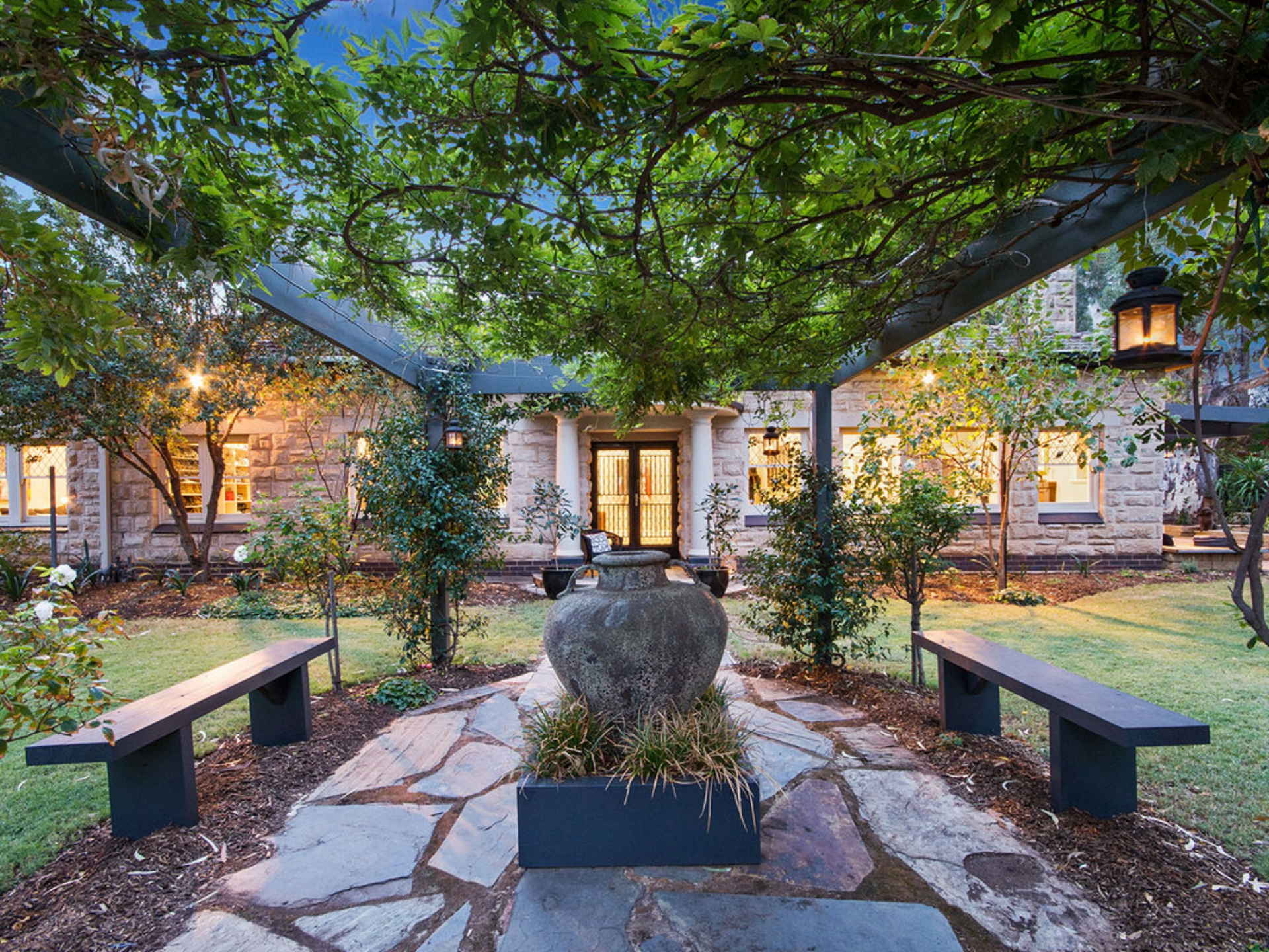 2 Wattlebury Road, LOWER MITCHAM