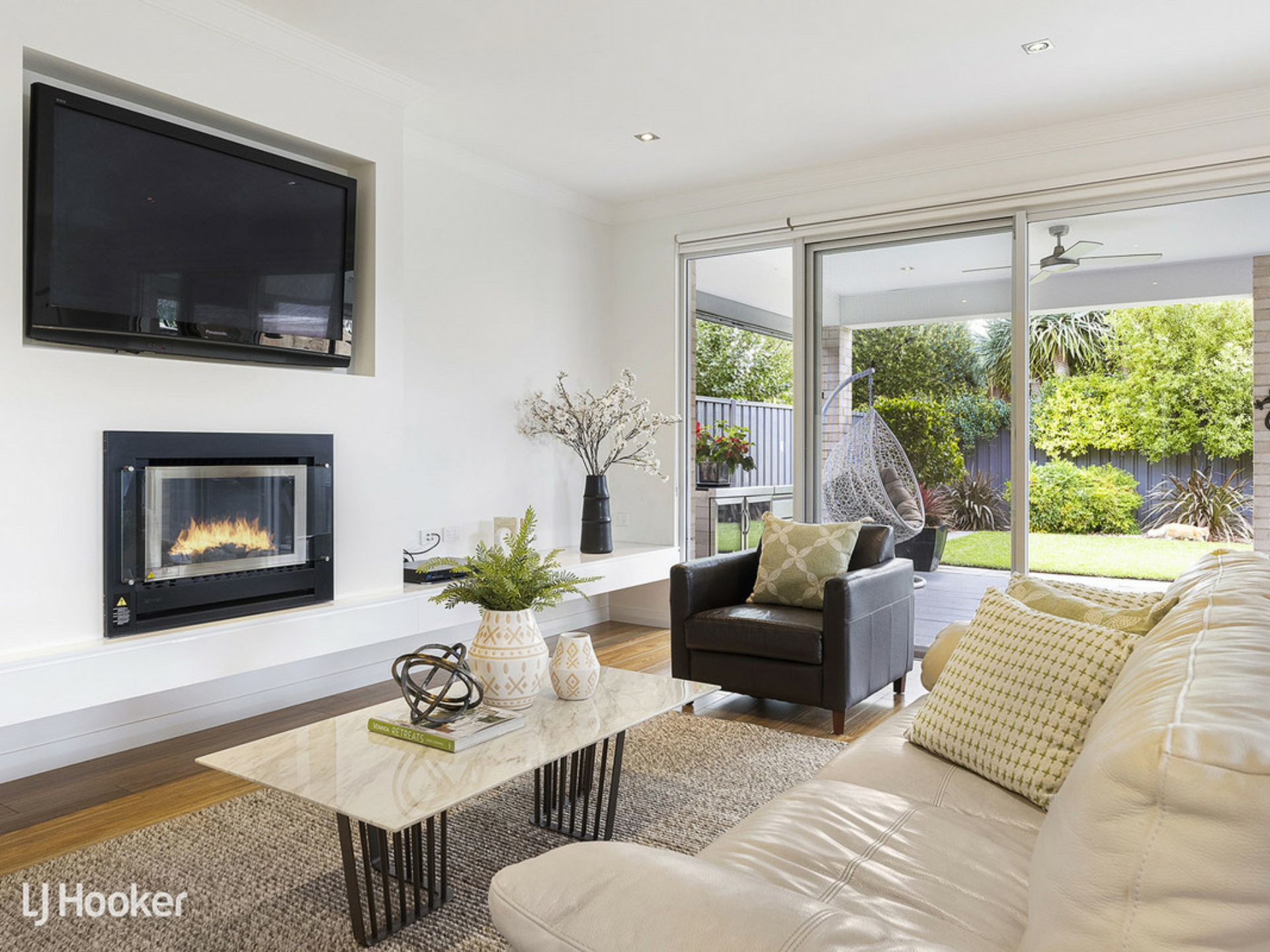 2C Templewood Avenue, MANNINGHAM