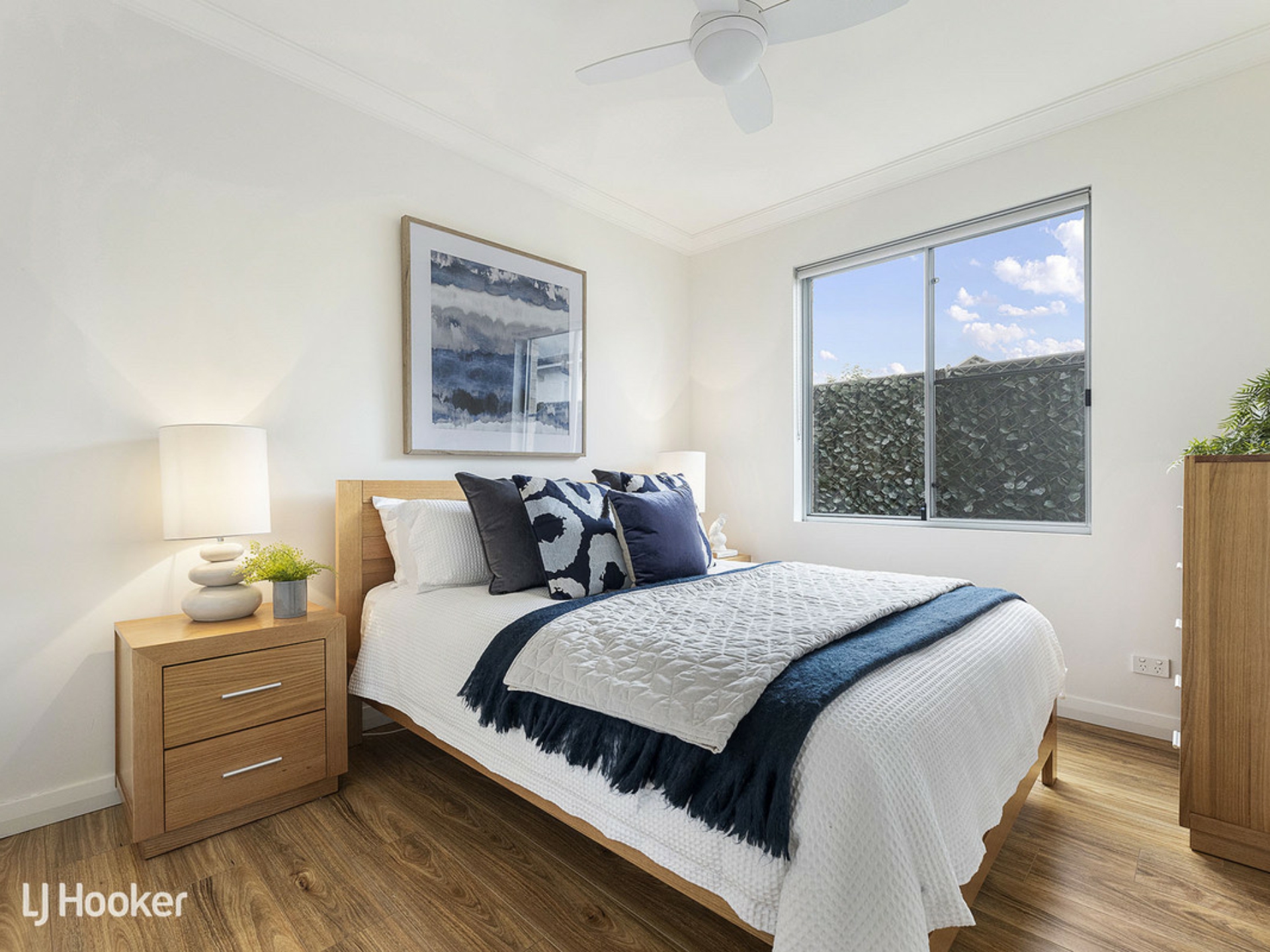 2C Templewood Avenue, MANNINGHAM