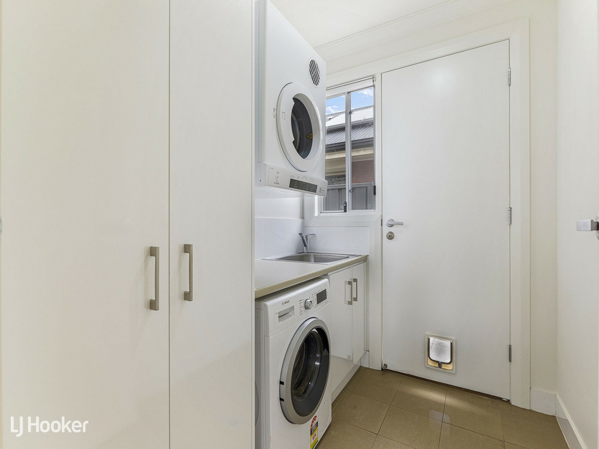 2C Templewood Avenue, MANNINGHAM