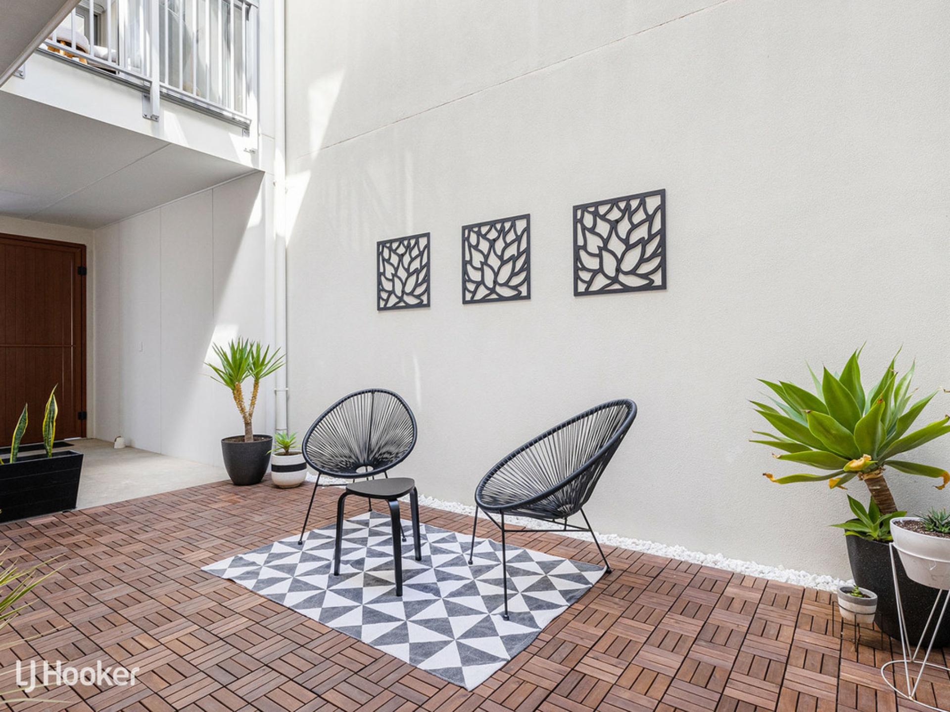16 Tiara Street, LIGHTSVIEW