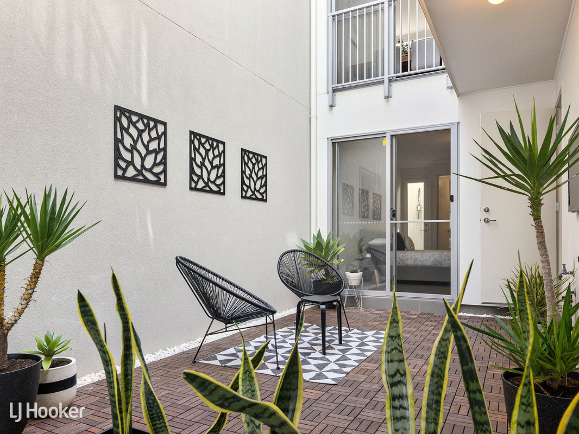 16 Tiara Street, LIGHTSVIEW