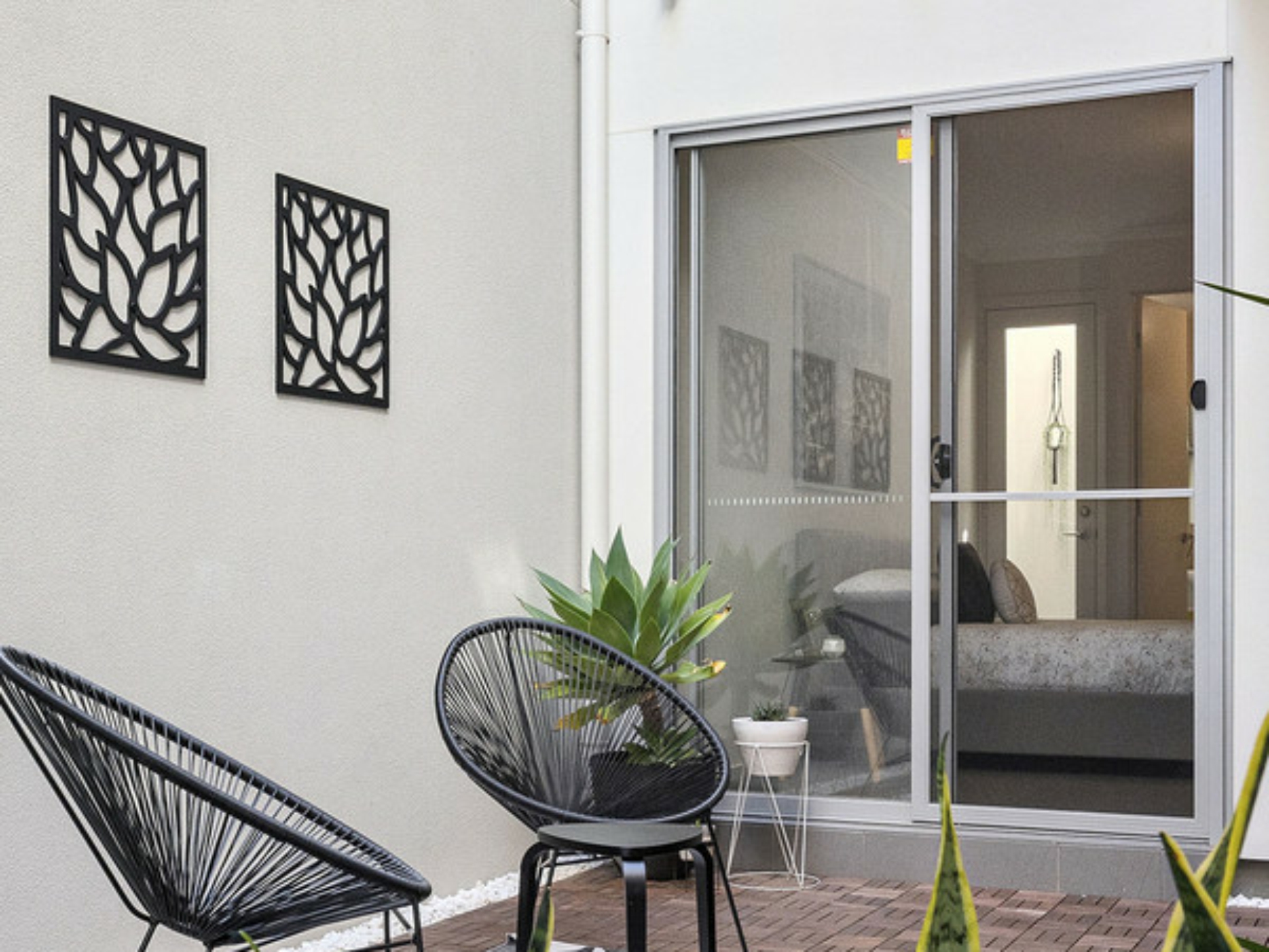 16 Tiara Street, LIGHTSVIEW