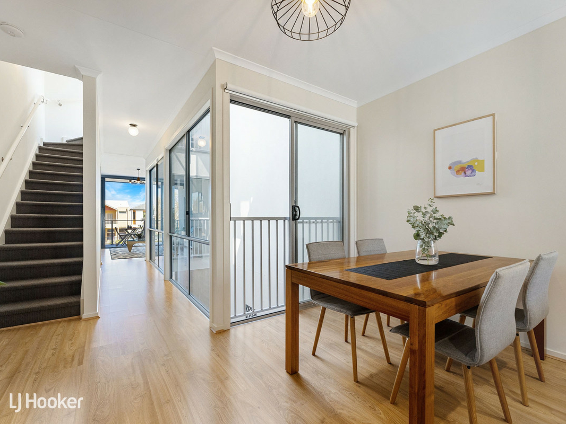 16 Tiara Street, LIGHTSVIEW