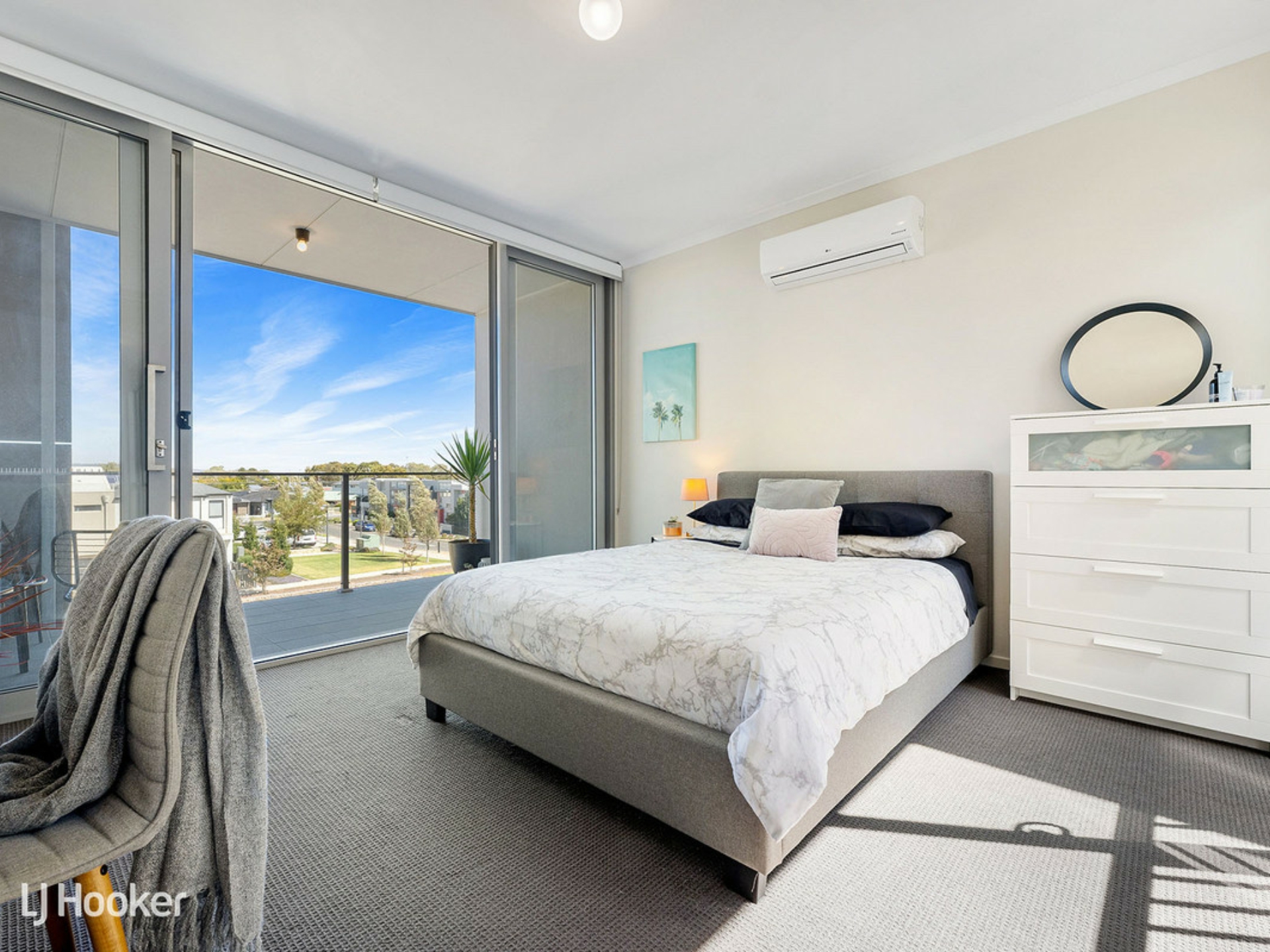 16 Tiara Street, LIGHTSVIEW
