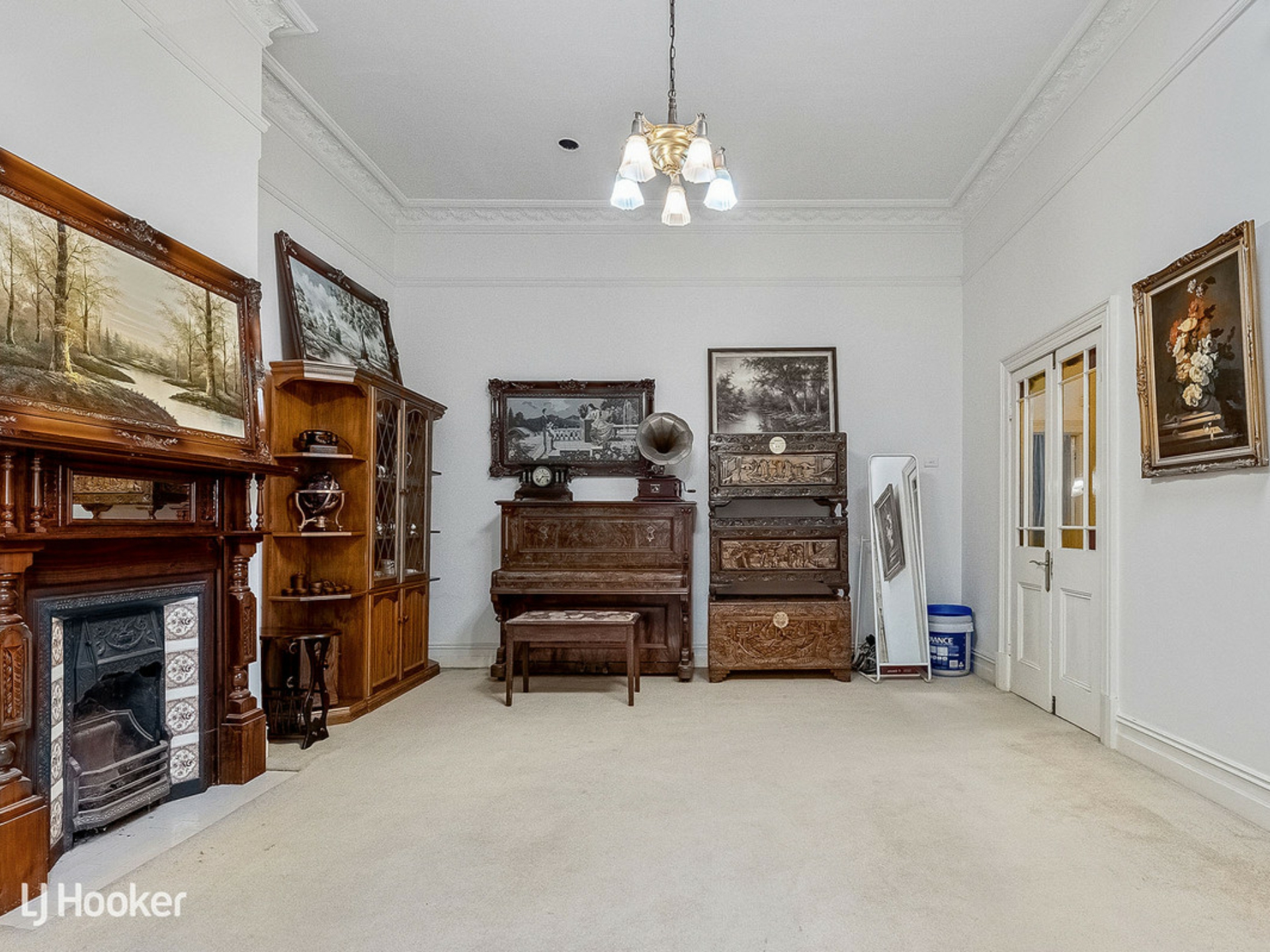 175 Cross Road, WESTBOURNE PARK