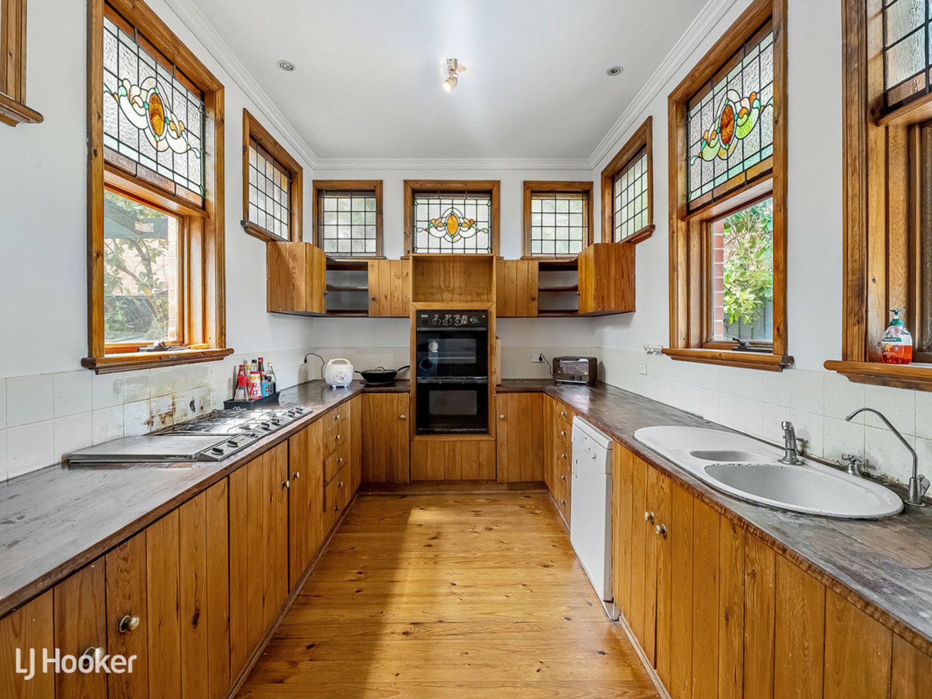 175 Cross Road, WESTBOURNE PARK