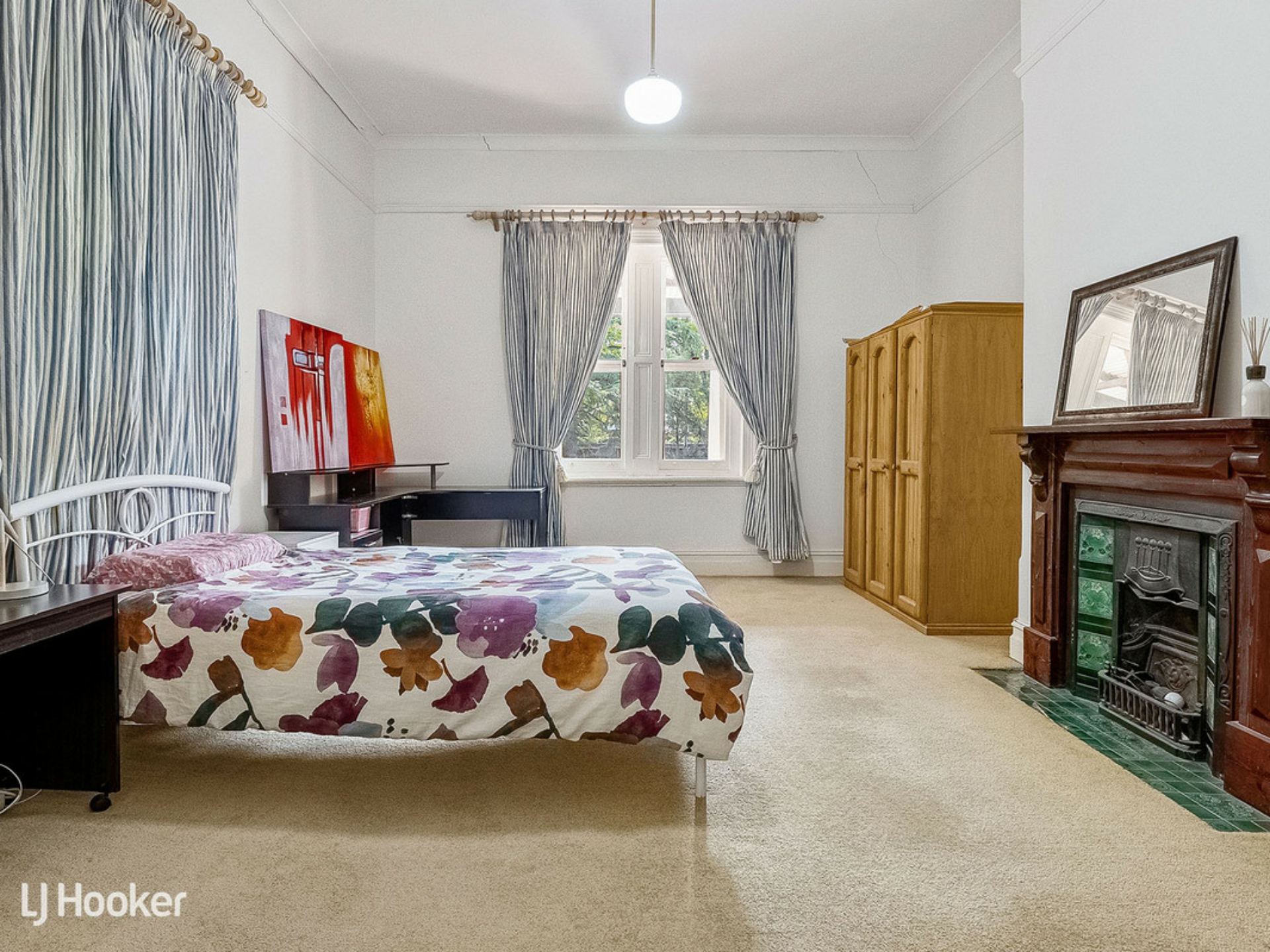175 Cross Road, WESTBOURNE PARK
