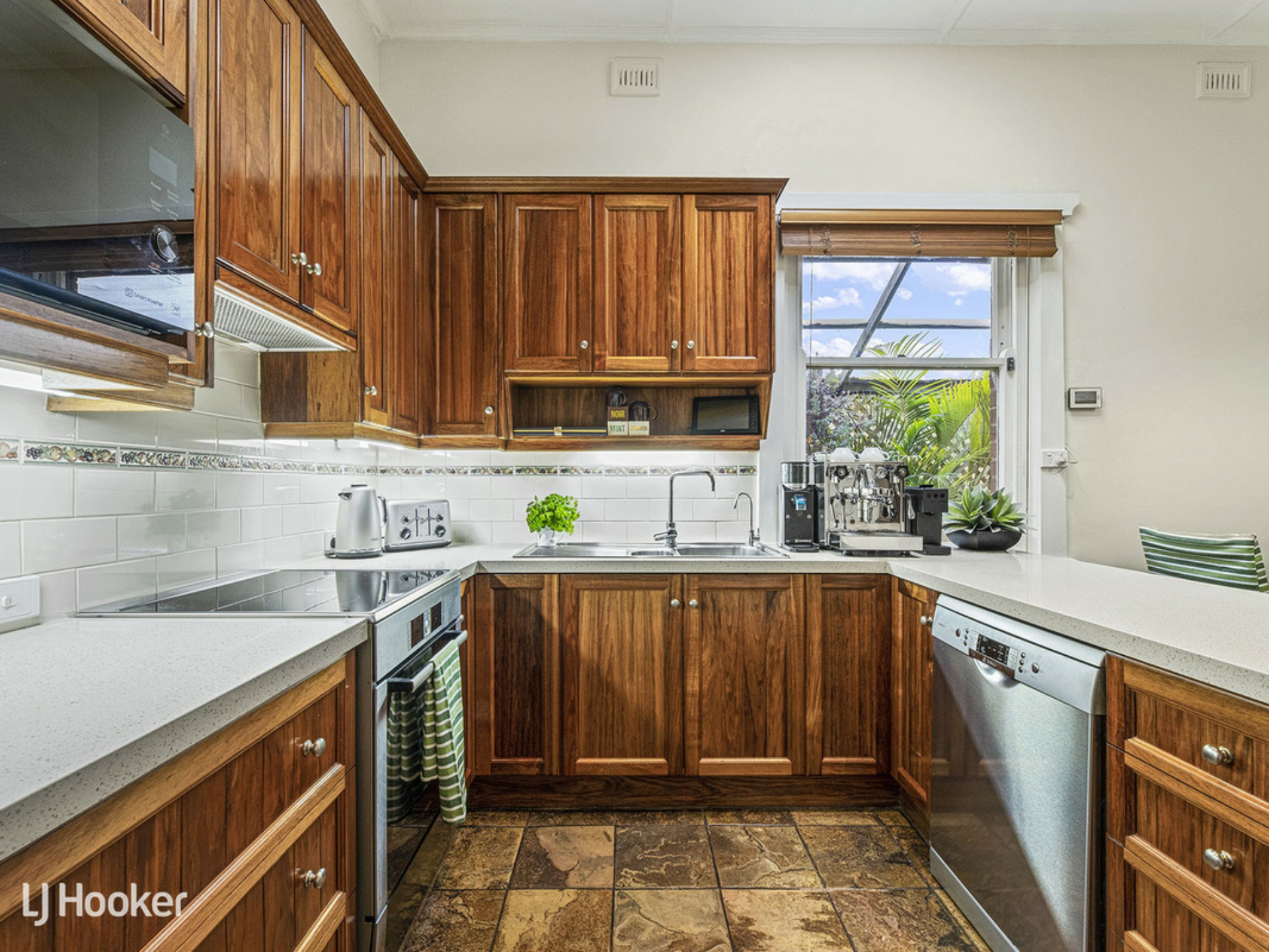 107 Third Avenue, JOSLIN