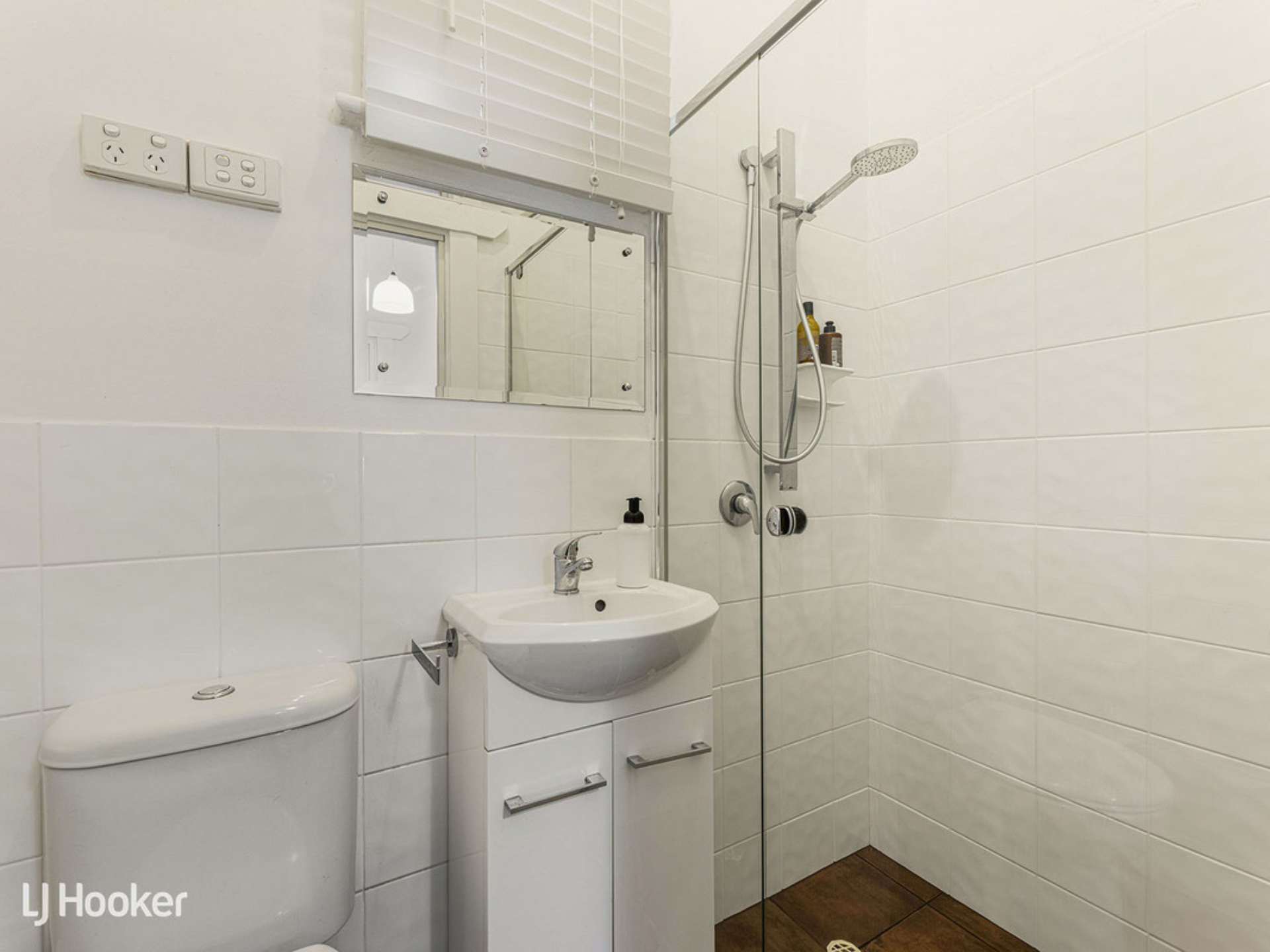 107 Third Avenue, JOSLIN
