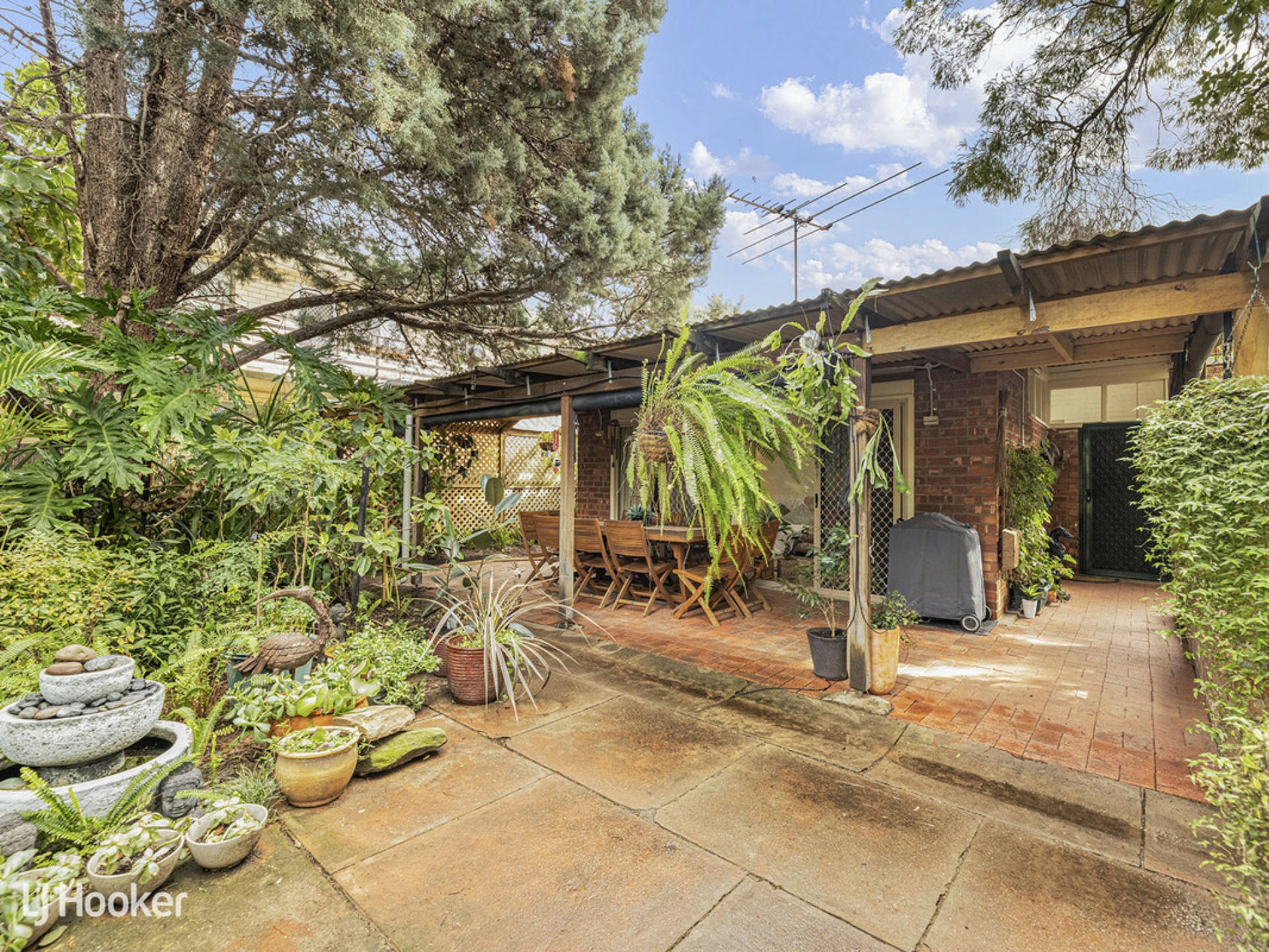 107 Third Avenue, JOSLIN