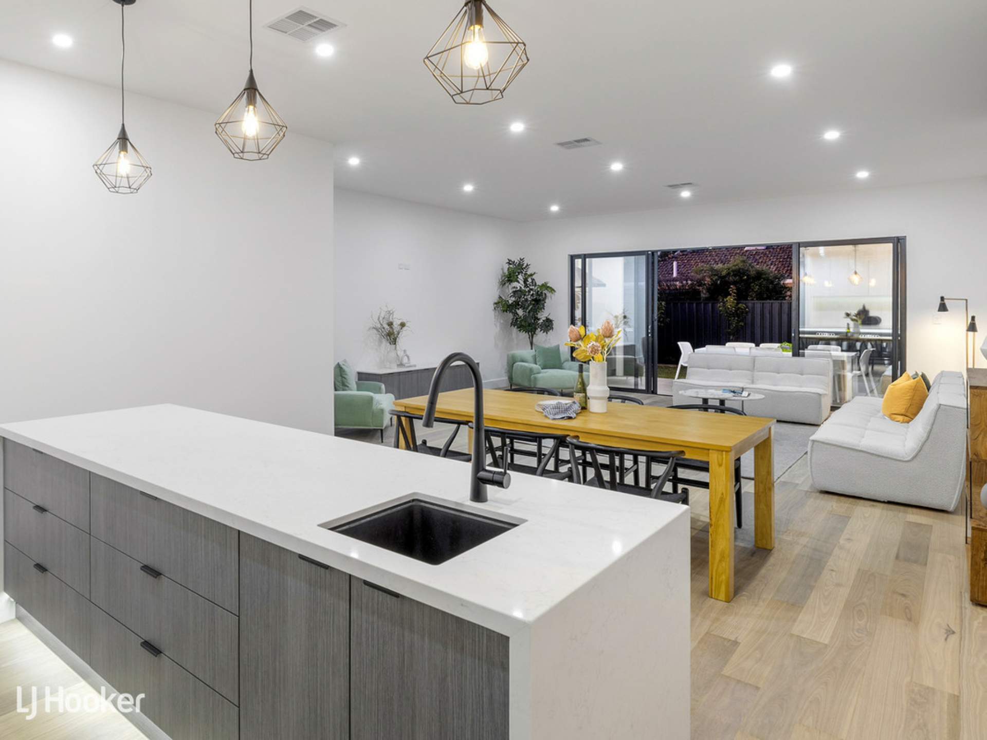 15B South Street, HECTORVILLE