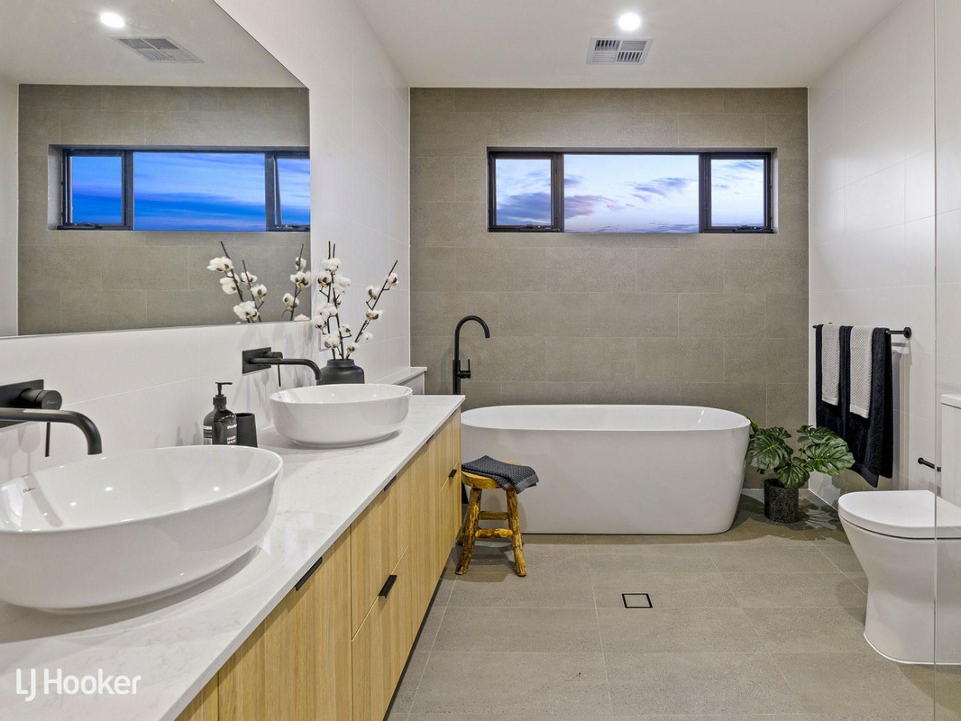 15B South Street, HECTORVILLE