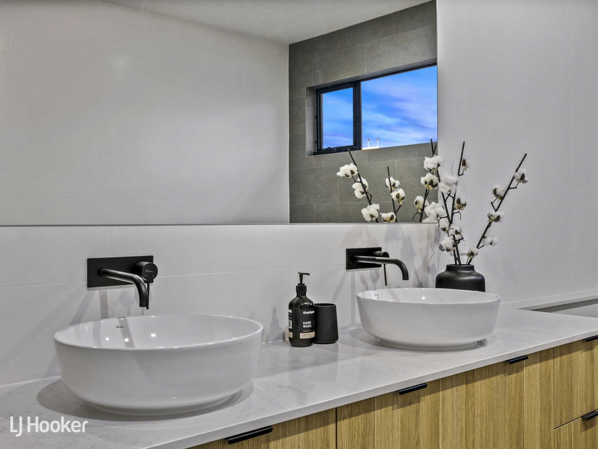 15B South Street, HECTORVILLE