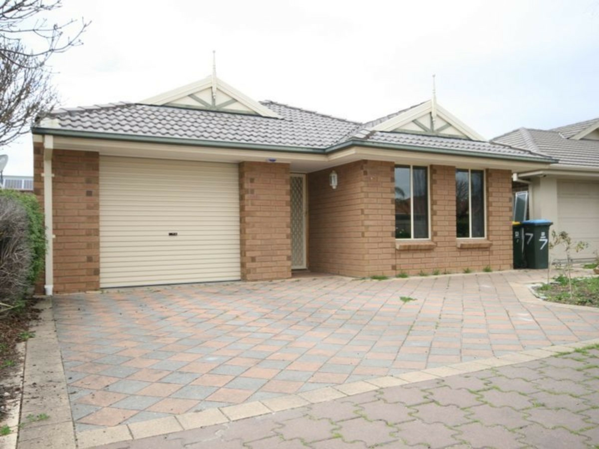 7 Seymour Avenue, WINDSOR GARDENS